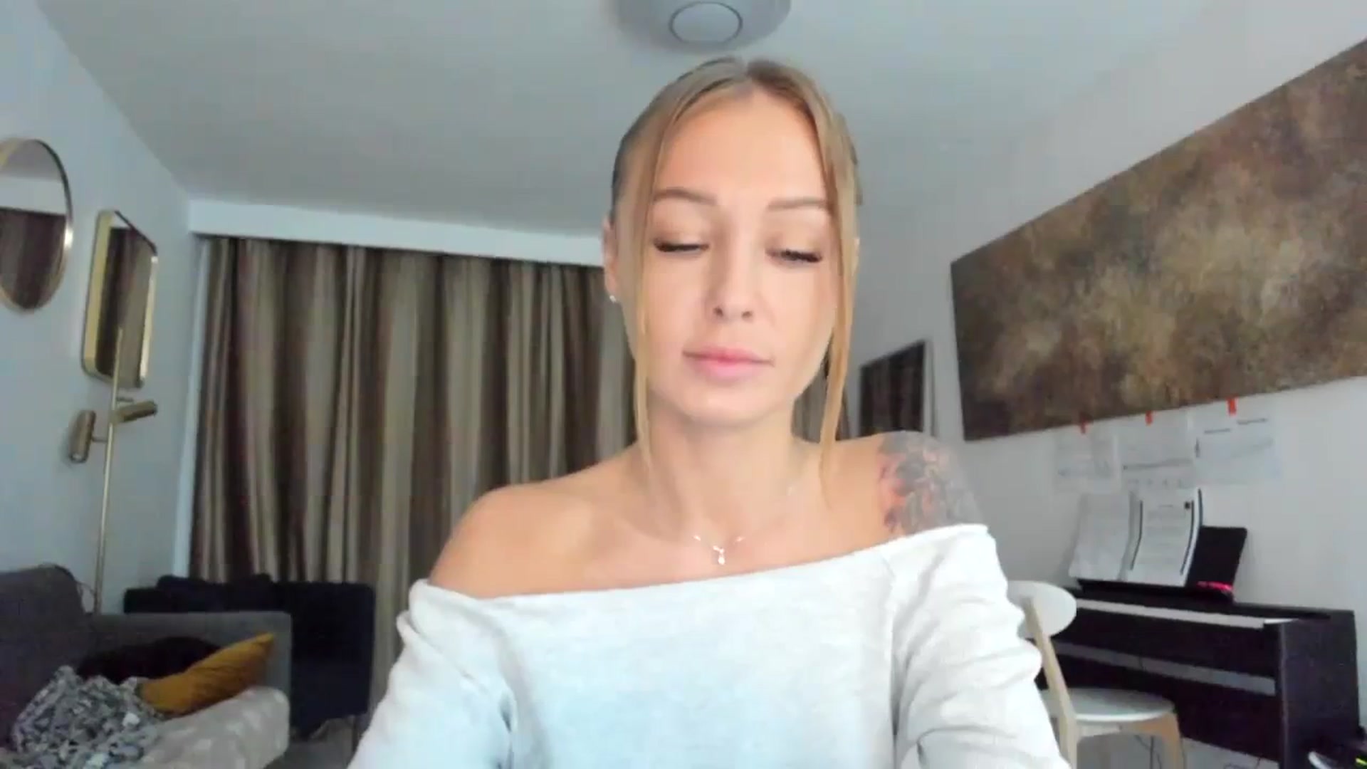 Gallery image thumbnail from AAA_Yas's myfreecams stream on, 03/22/2024, 21:39 image 9 of 20