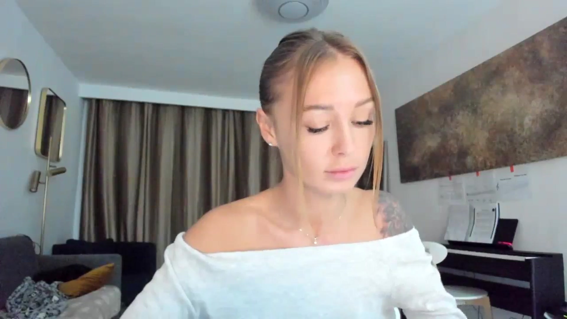 Gallery image thumbnail from AAA_Yas's myfreecams stream on, 03/22/2024, 21:39 image 10 of 20