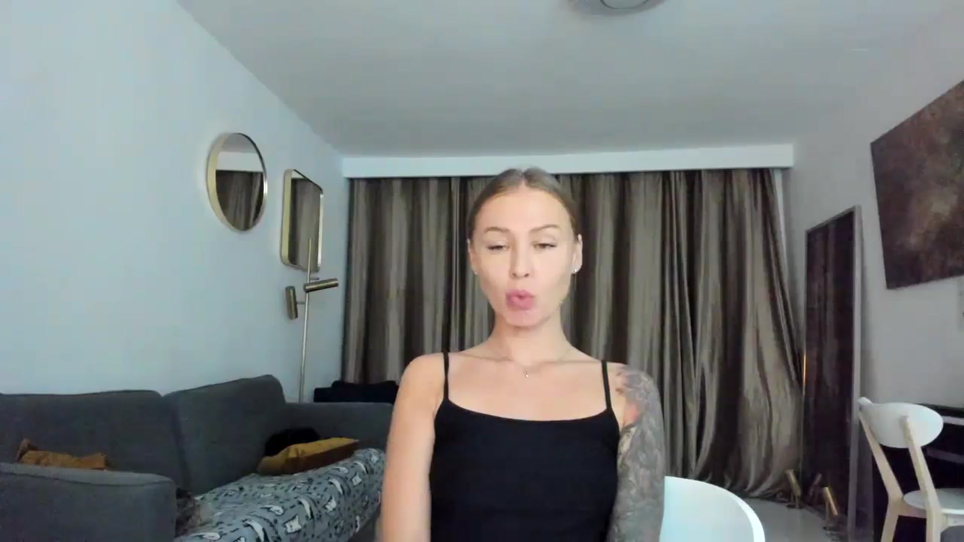 Gallery image thumbnail from AAA_Yas's myfreecams stream on, 03/27/2024, 21:53 image 12 of 20