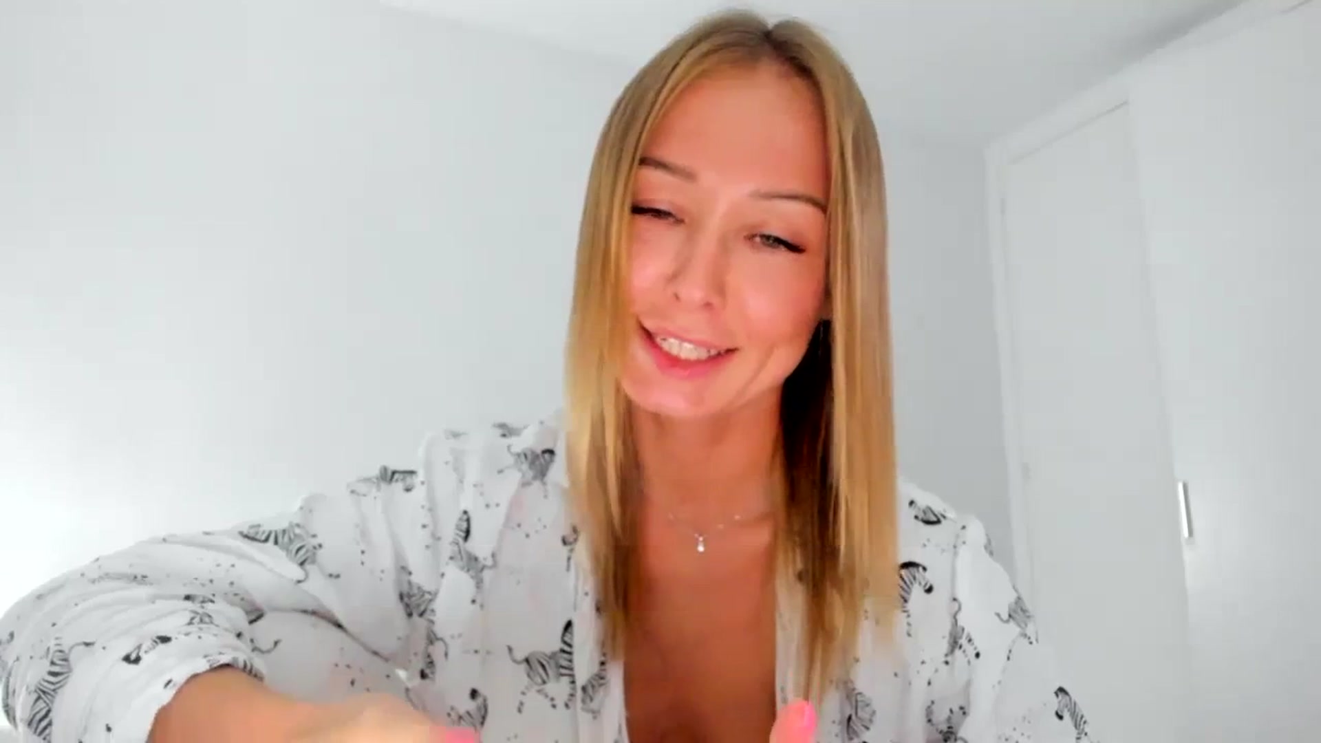 Gallery image thumbnail from AAA_Yas's myfreecams stream on, 03/30/2024, 22:08 image 7 of 20