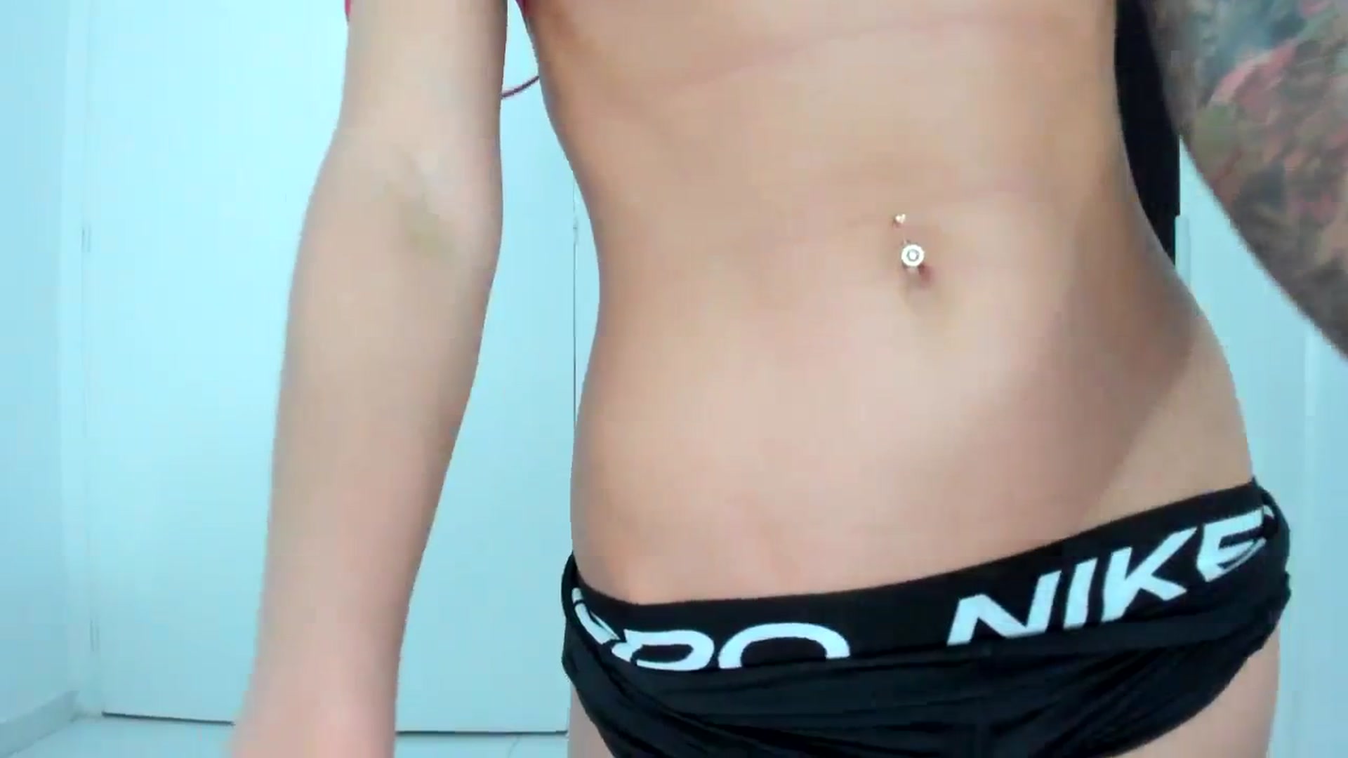 Gallery image thumbnail from AAA_Yas's myfreecams stream on, 04/07/2024, 20:52 image 12 of 20