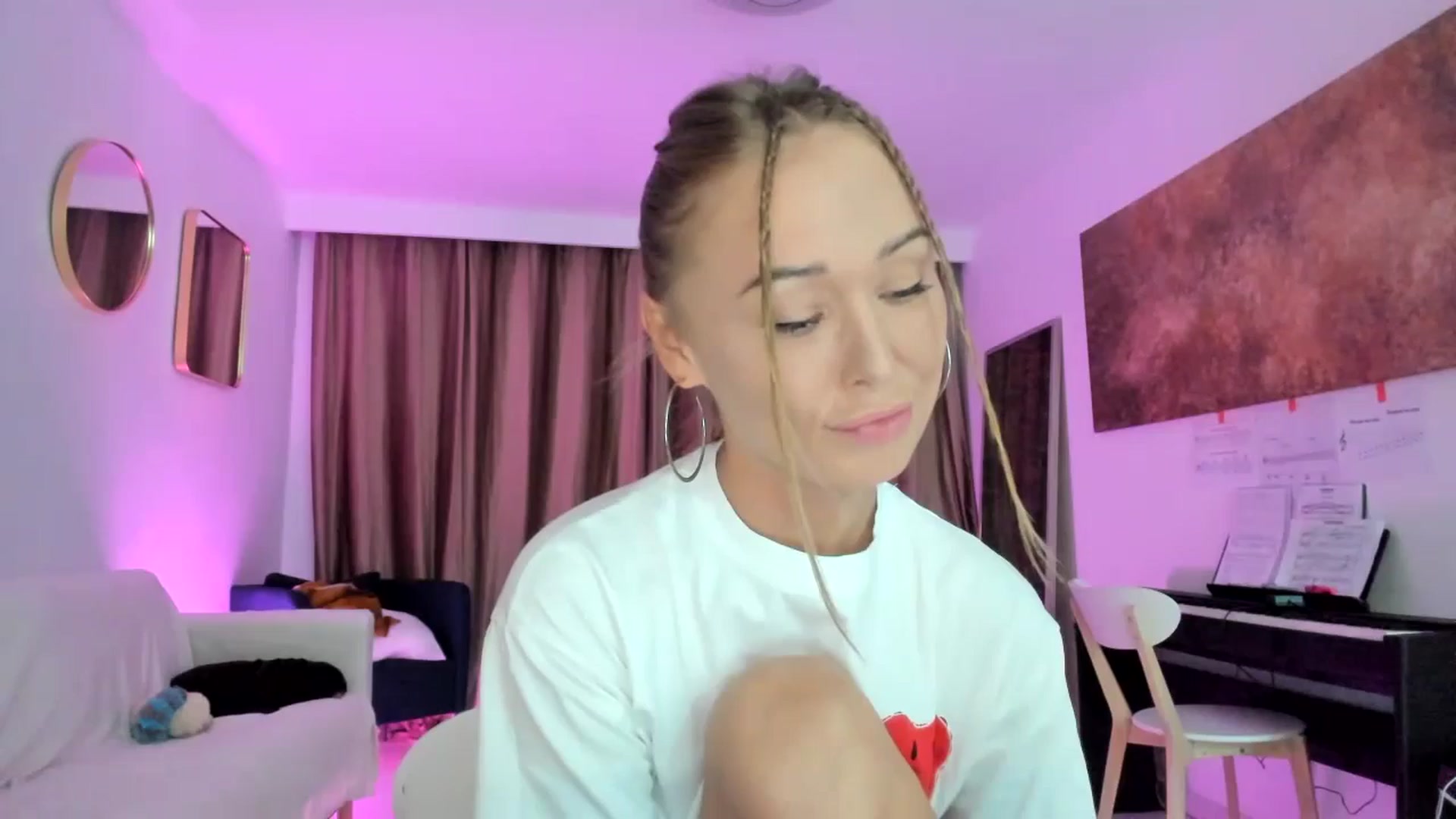 Gallery image thumbnail from AAA_Yas's myfreecams stream on, 04/25/2024, 21:34 image 5 of 20