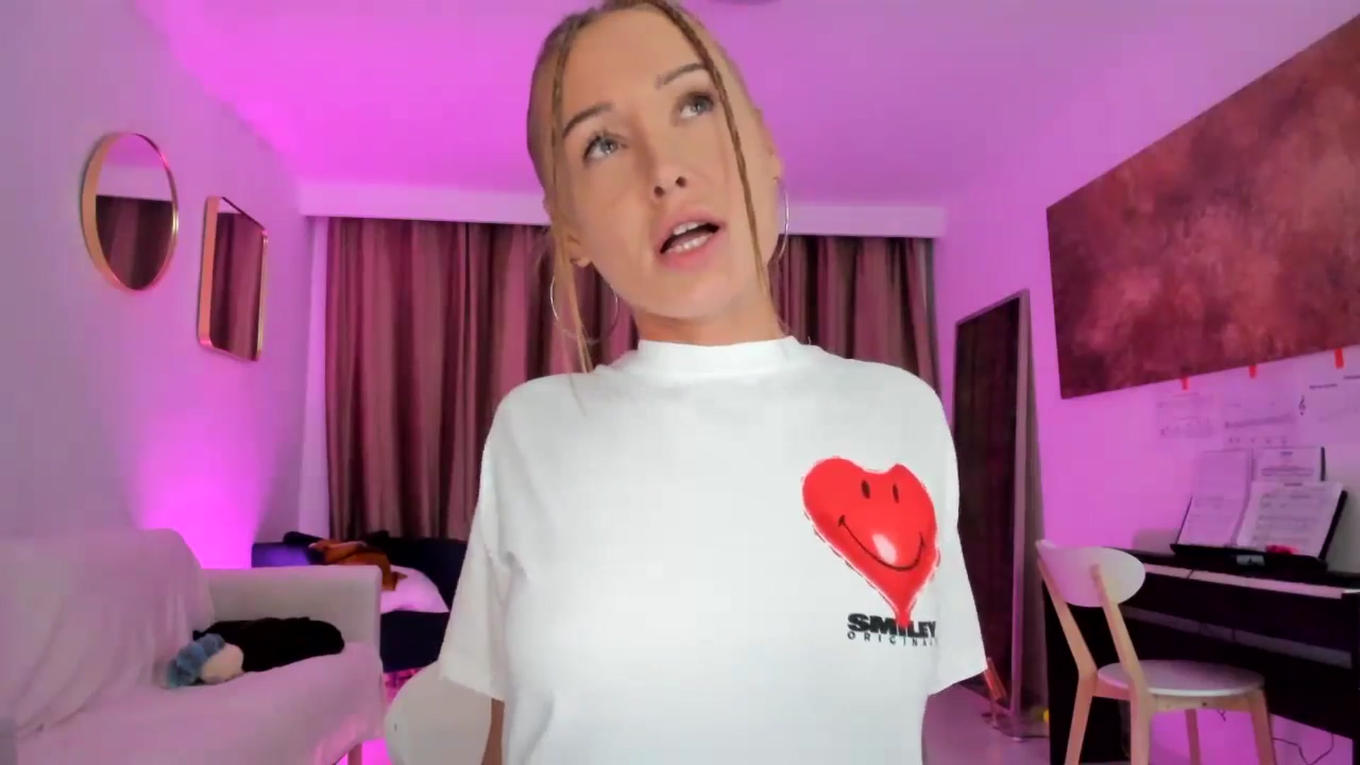 Gallery image thumbnail from AAA_Yas's myfreecams stream on, 04/25/2024, 22:36 image 7 of 20
