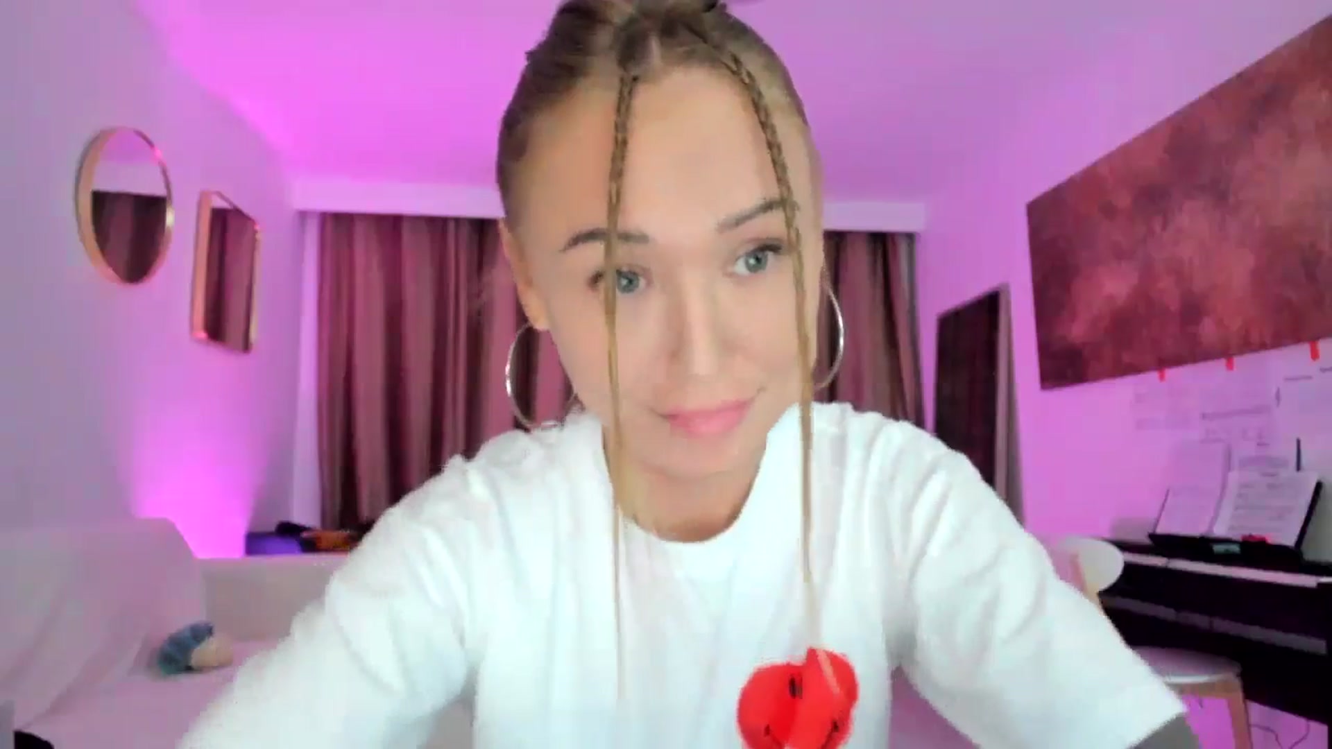 Gallery image thumbnail from AAA_Yas's myfreecams stream on, 04/25/2024, 22:36 image 10 of 20