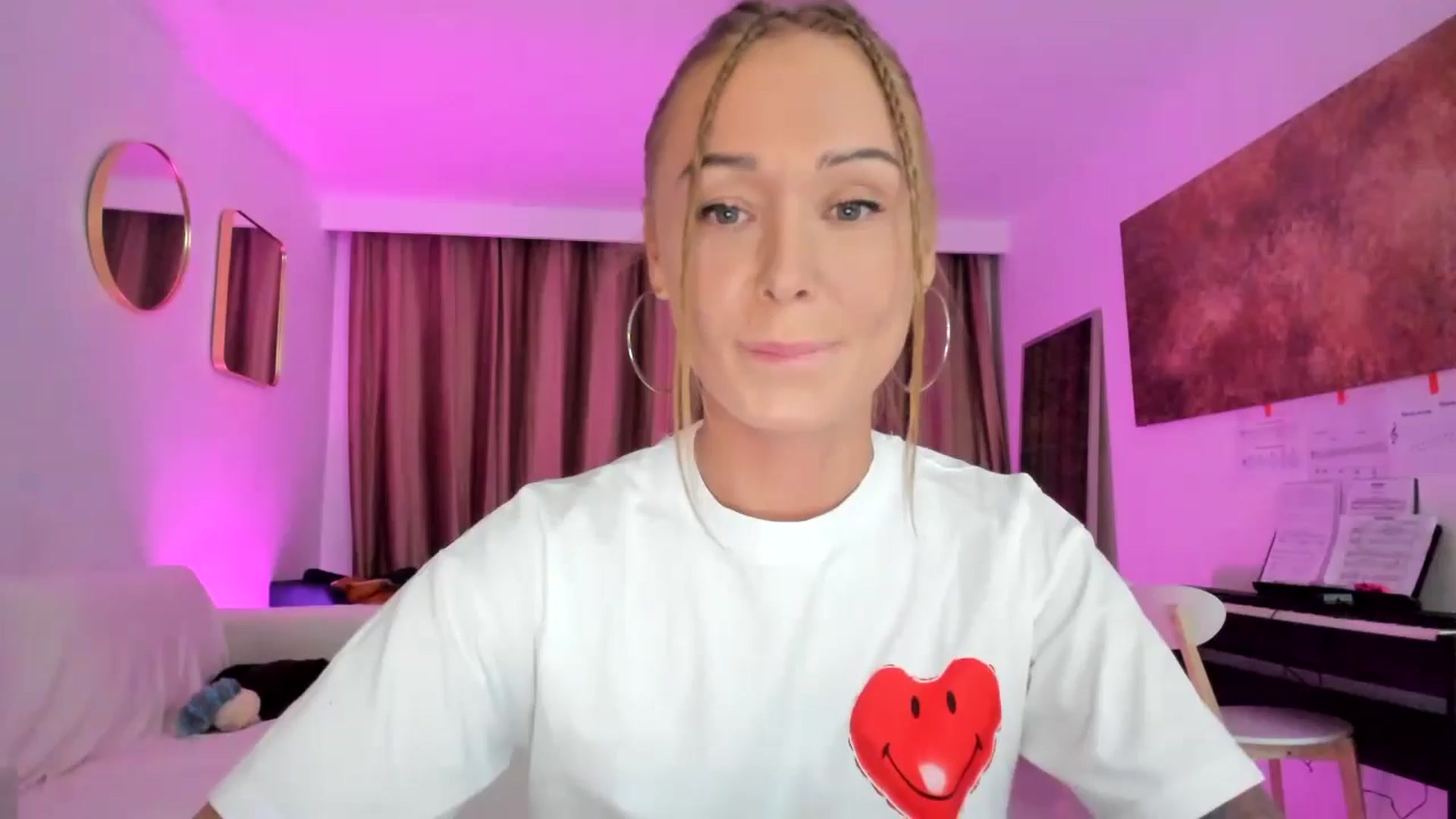 Gallery image thumbnail from AAA_Yas's myfreecams stream on, 04/25/2024, 22:36 image 4 of 20