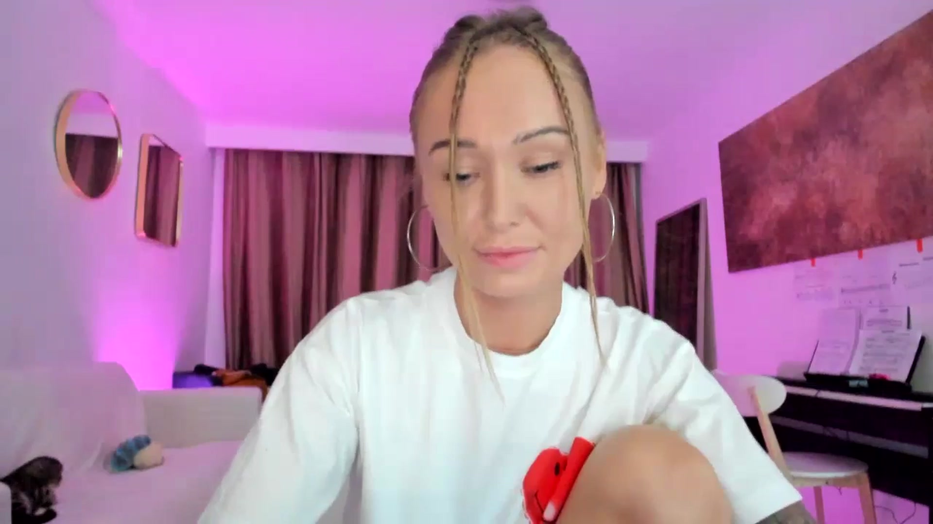 Gallery image thumbnail from AAA_Yas's myfreecams stream on, 04/25/2024, 22:36 image 12 of 20