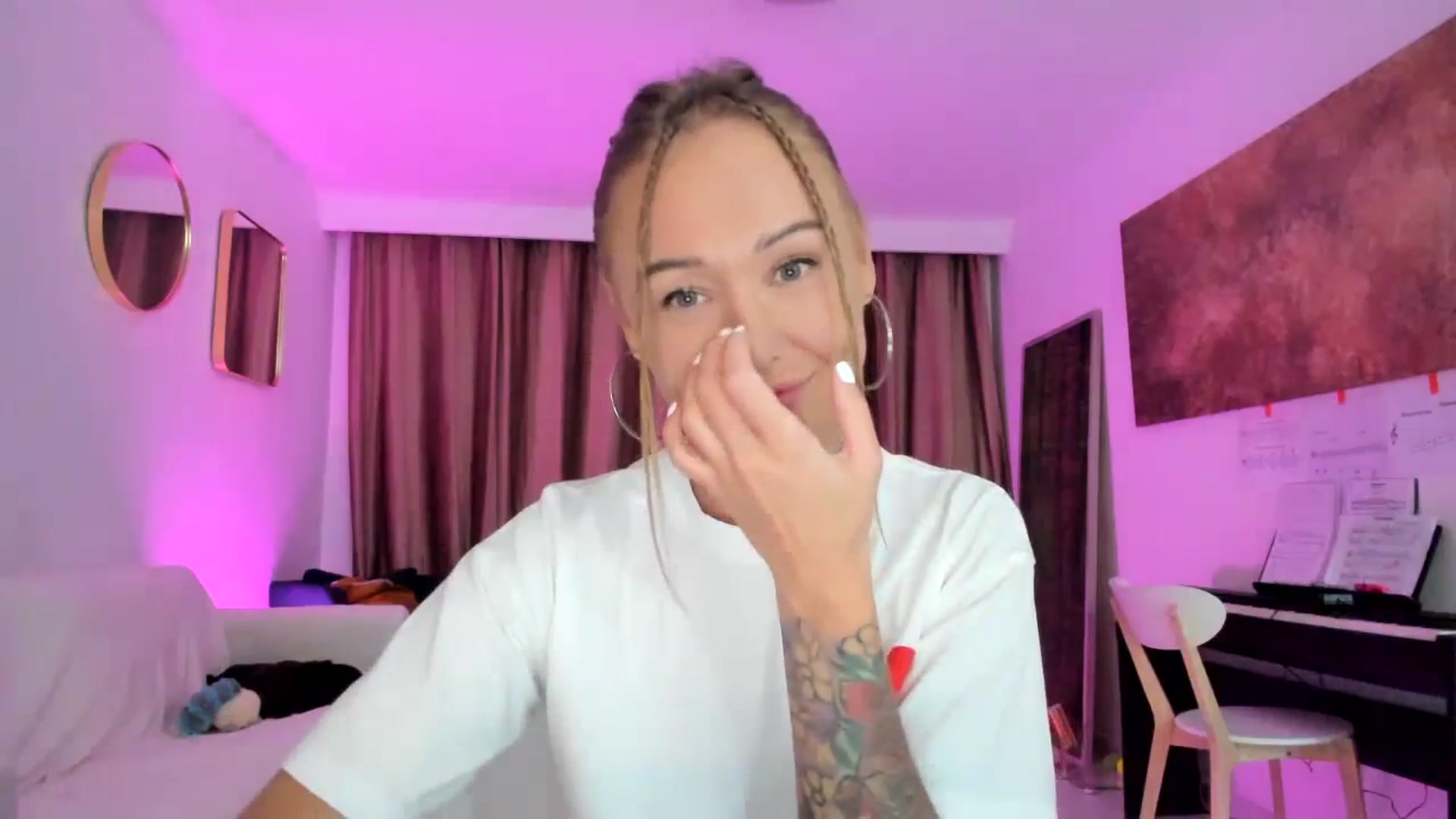 Gallery image thumbnail from AAA_Yas's myfreecams stream on, 04/25/2024, 22:36 image 5 of 20