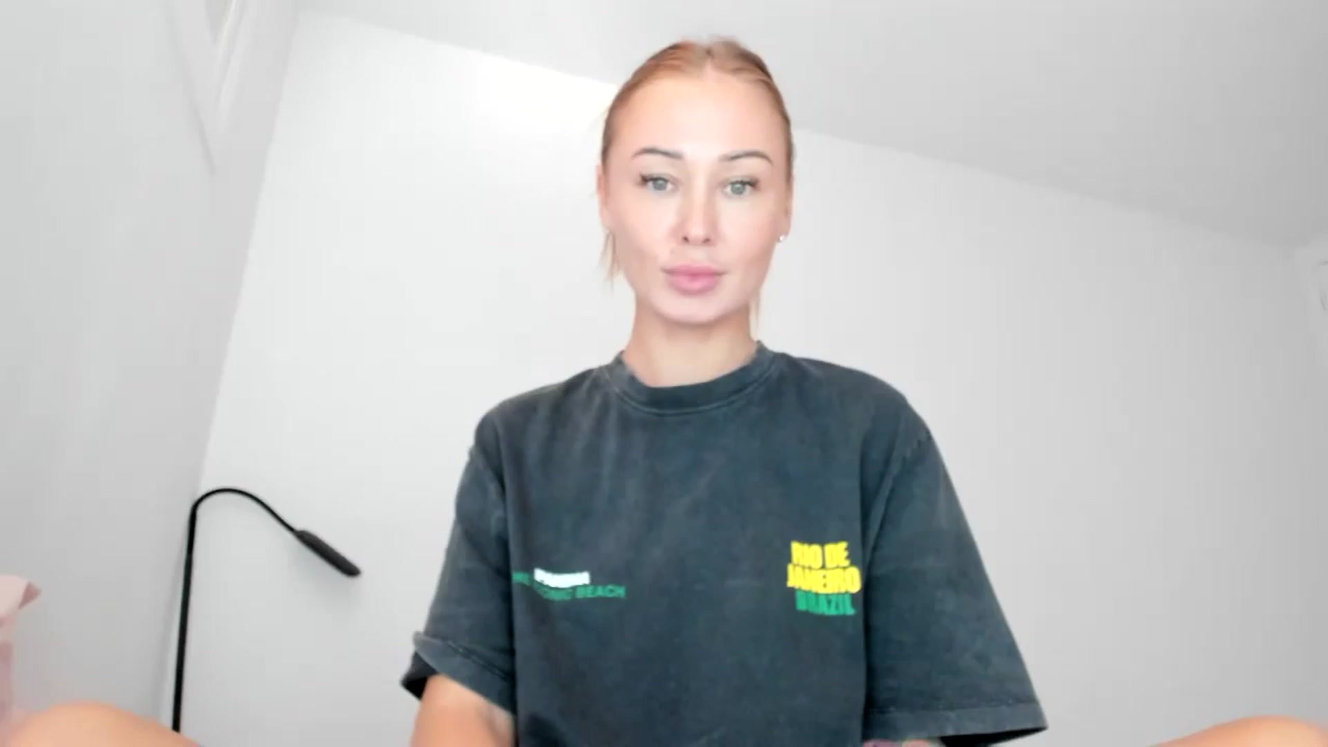 Gallery image thumbnail from AAA_Yas's myfreecams stream on, 05/02/2024, 18:23 image 1 of 20