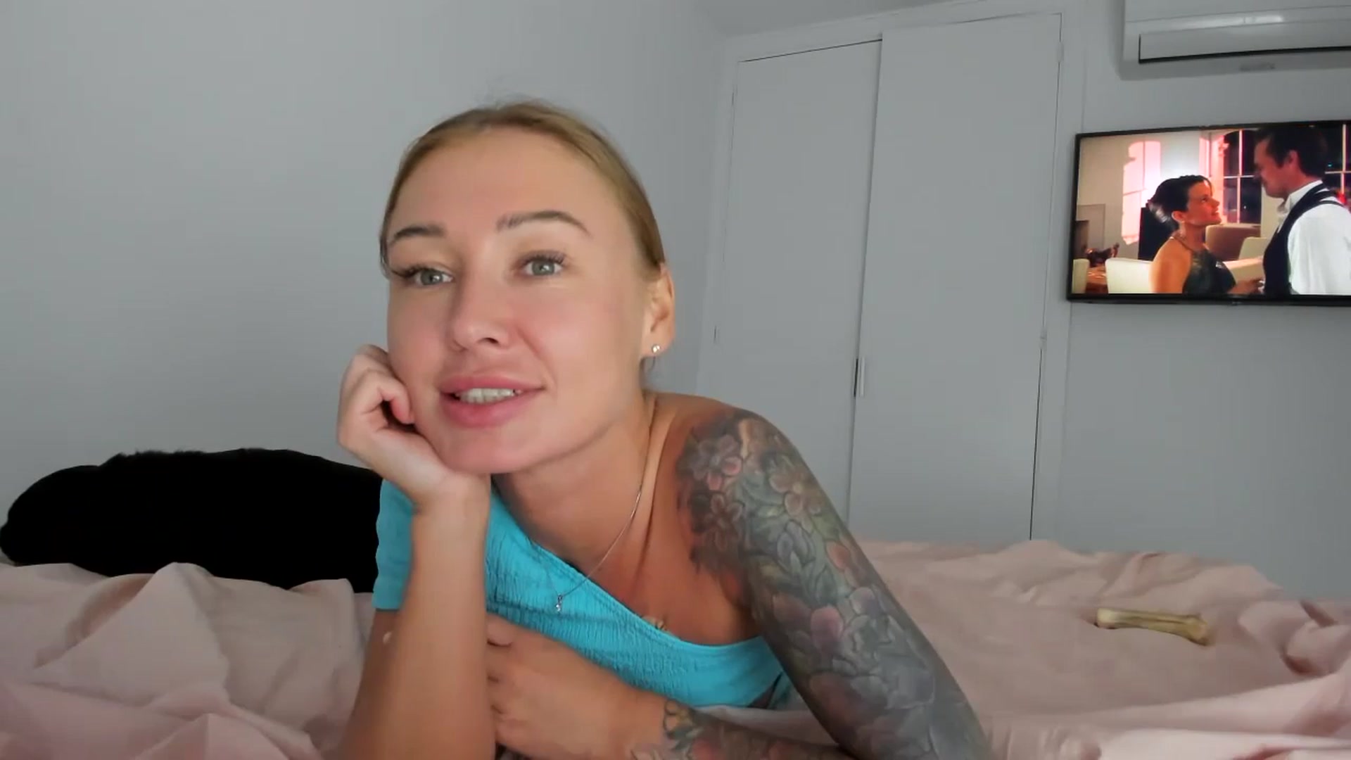 Gallery image thumbnail from AAA_Yas's myfreecams stream on, 05/03/2024, 22:56 image 10 of 20