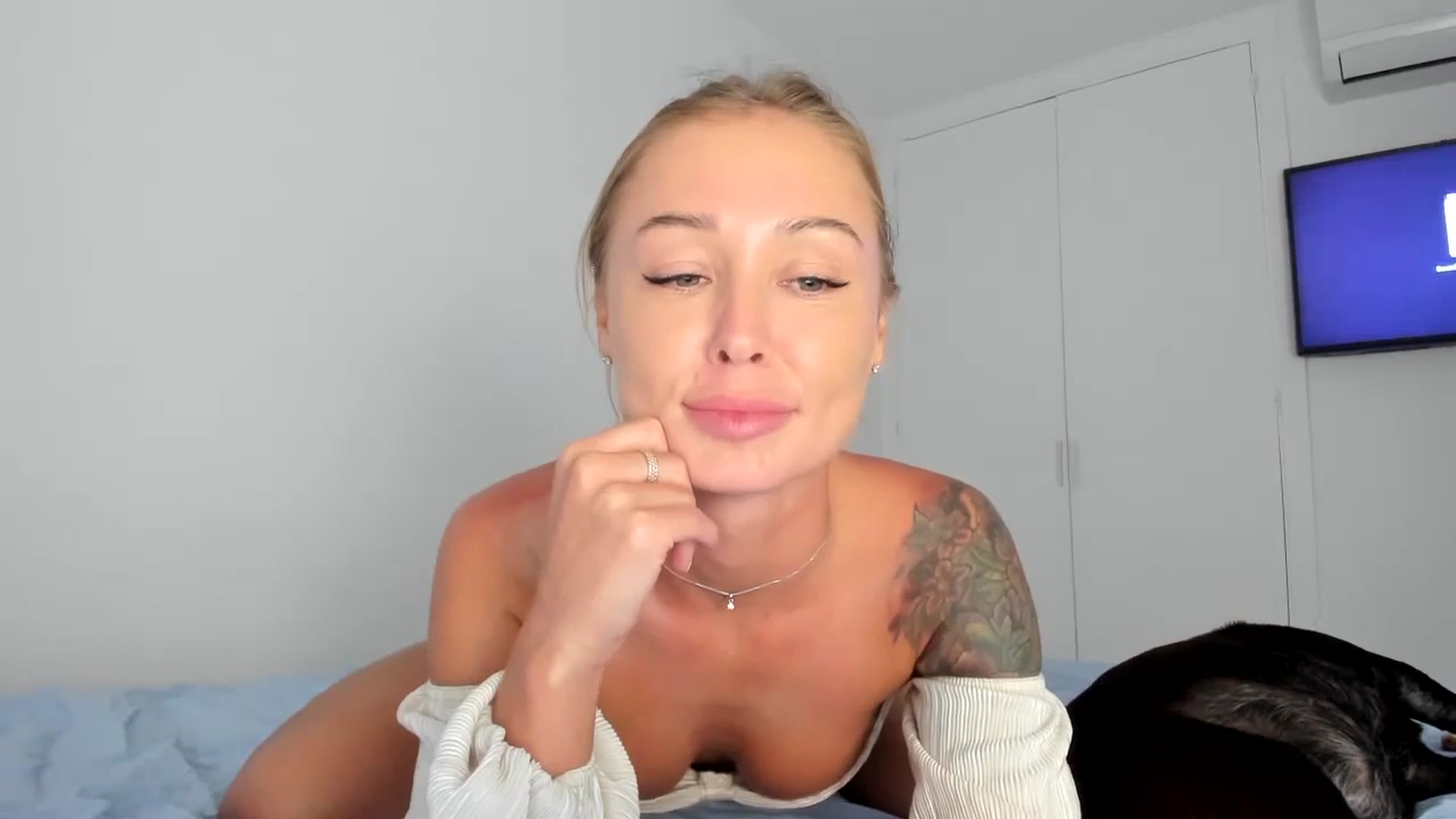 Gallery image thumbnail from AAA_Yas's myfreecams stream on, 05/10/2024, 19:57 image 19 of 20