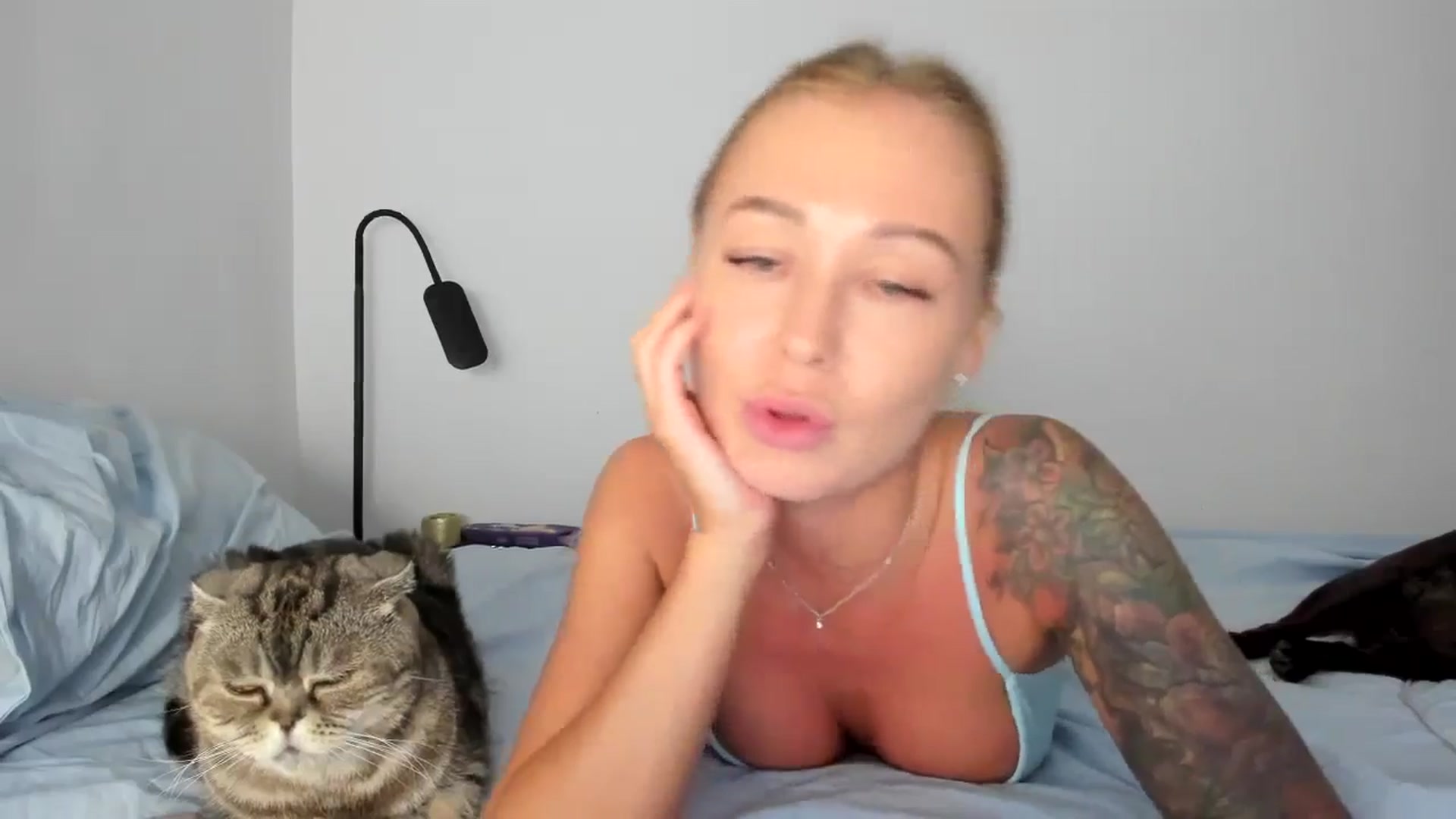 Gallery image thumbnail from AAA_Yas's myfreecams stream on, 05/17/2024, 19:35 image 15 of 20