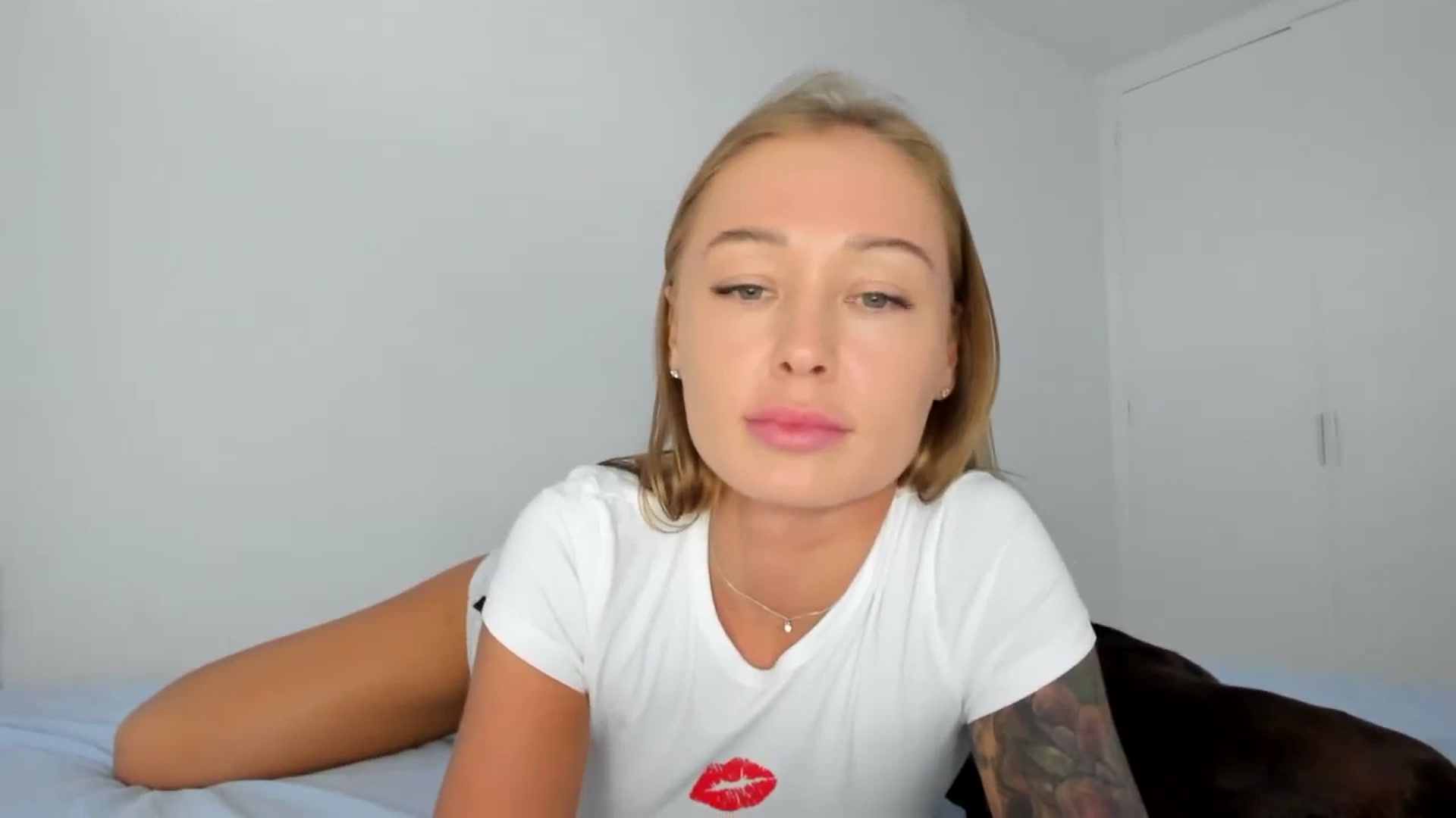 Gallery image thumbnail from AAA_Yas's myfreecams stream on, 05/23/2024, 18:51 image 2 of 20