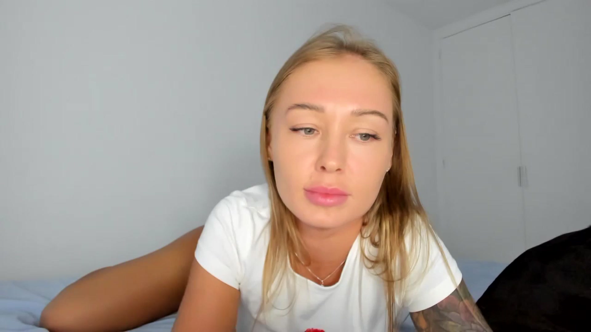 Gallery image thumbnail from AAA_Yas's myfreecams stream on, 05/23/2024, 18:51 image 17 of 20
