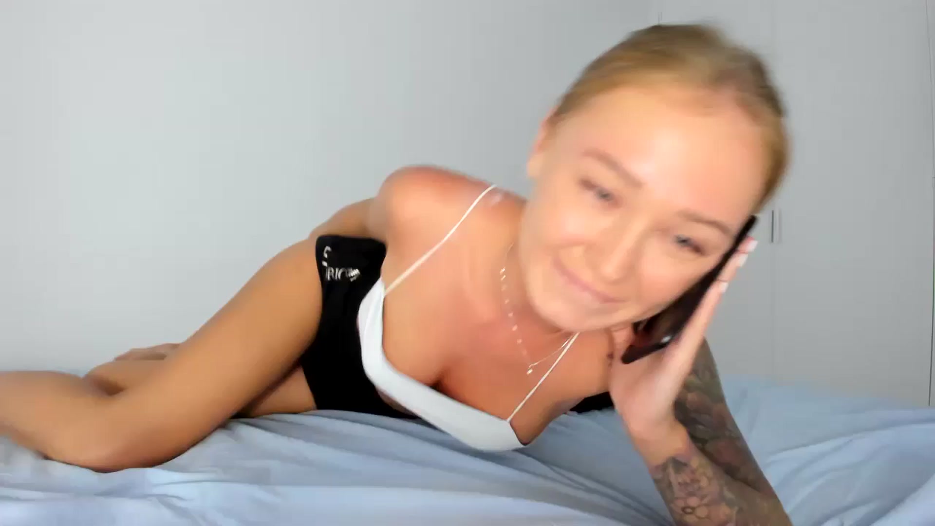 Gallery image thumbnail from AAA_Yas's myfreecams stream on, 05/24/2024, 20:30 image 3 of 20
