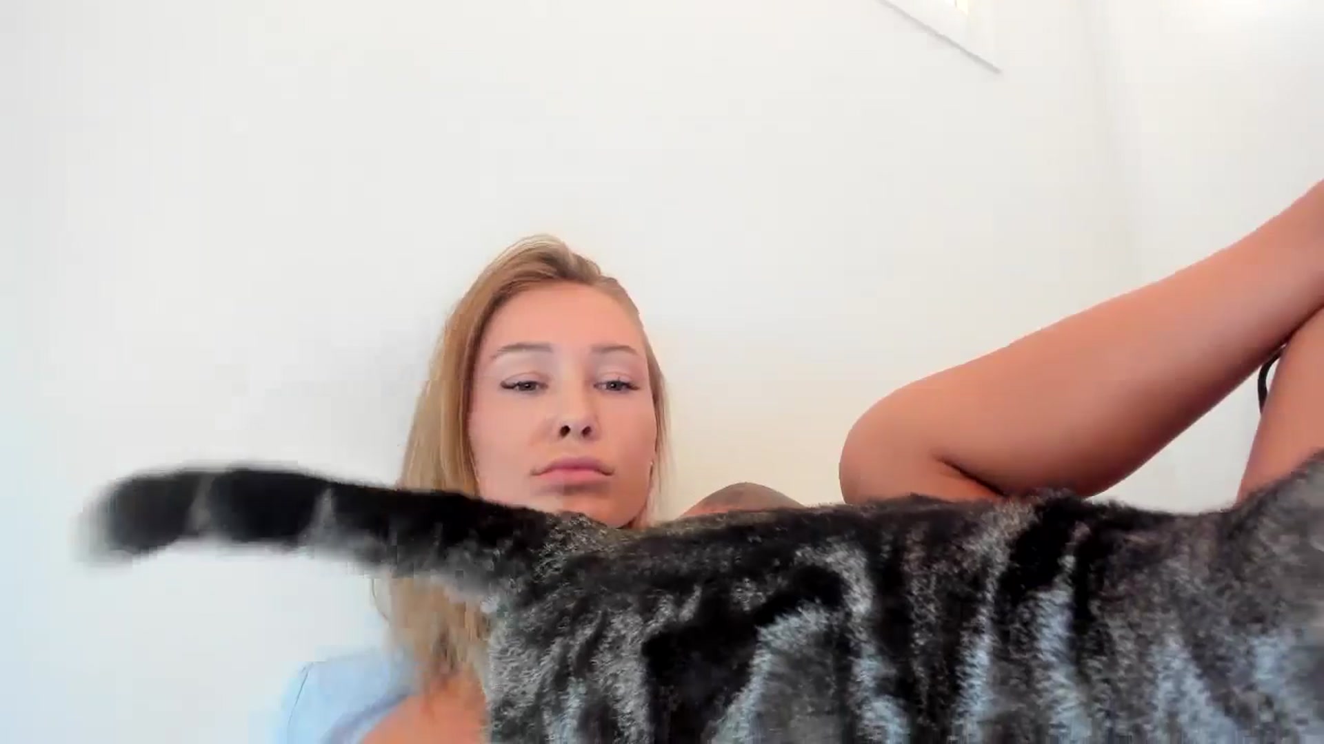 Gallery image thumbnail from AAA_Yas's myfreecams stream on, 05/30/2024, 18:42 image 12 of 20