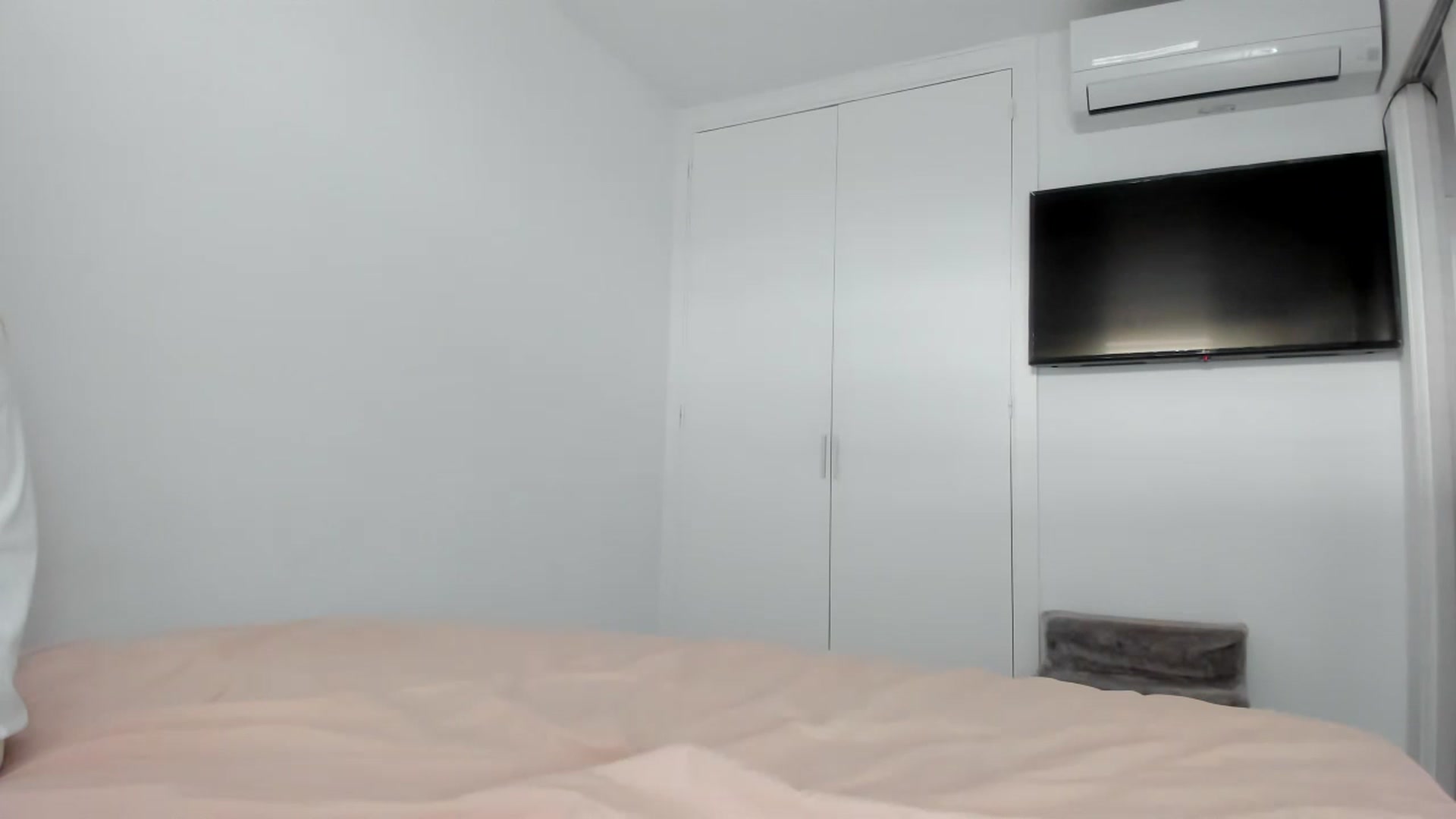 Gallery image thumbnail from AAA_Yas's myfreecams stream on, 06/12/2024, 18:07 image 17 of 20