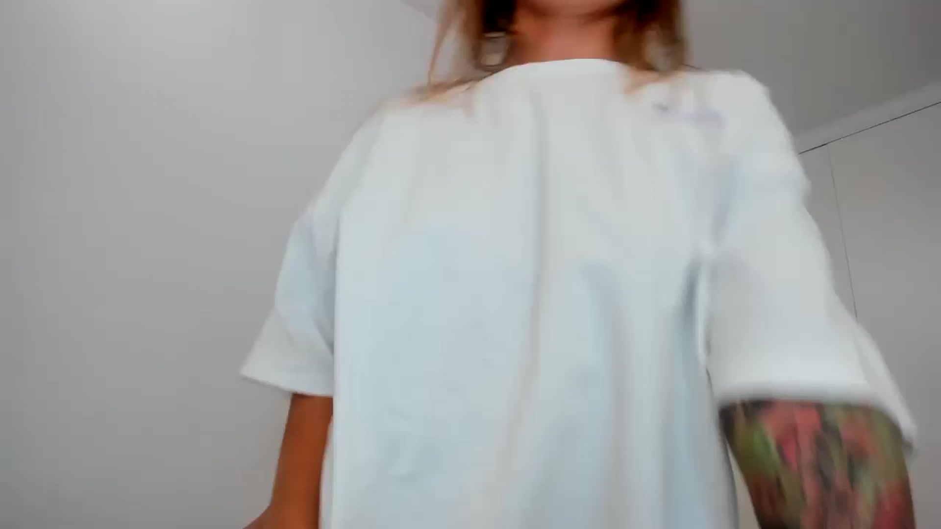 Gallery image thumbnail from AAA_Yas's myfreecams stream on, 06/12/2024, 18:07 image 19 of 20