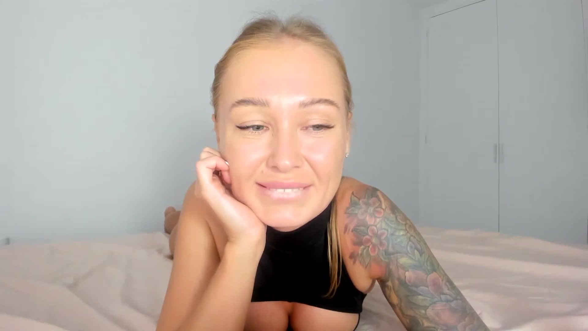 Gallery image thumbnail from AAA_Yas's myfreecams stream on, 06/13/2024, 22:01 image 14 of 20