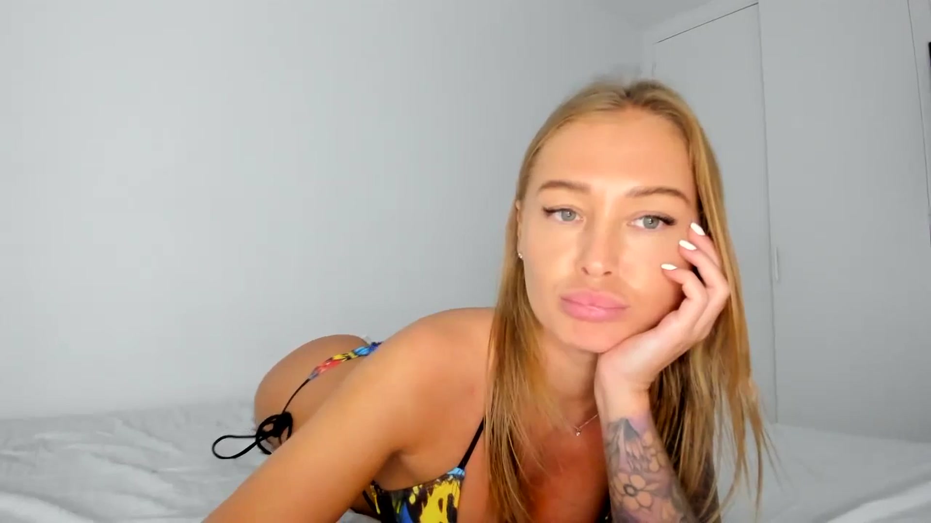 Gallery image thumbnail from AAA_Yas's myfreecams stream on, 07/02/2024, 20:36 image 12 of 20