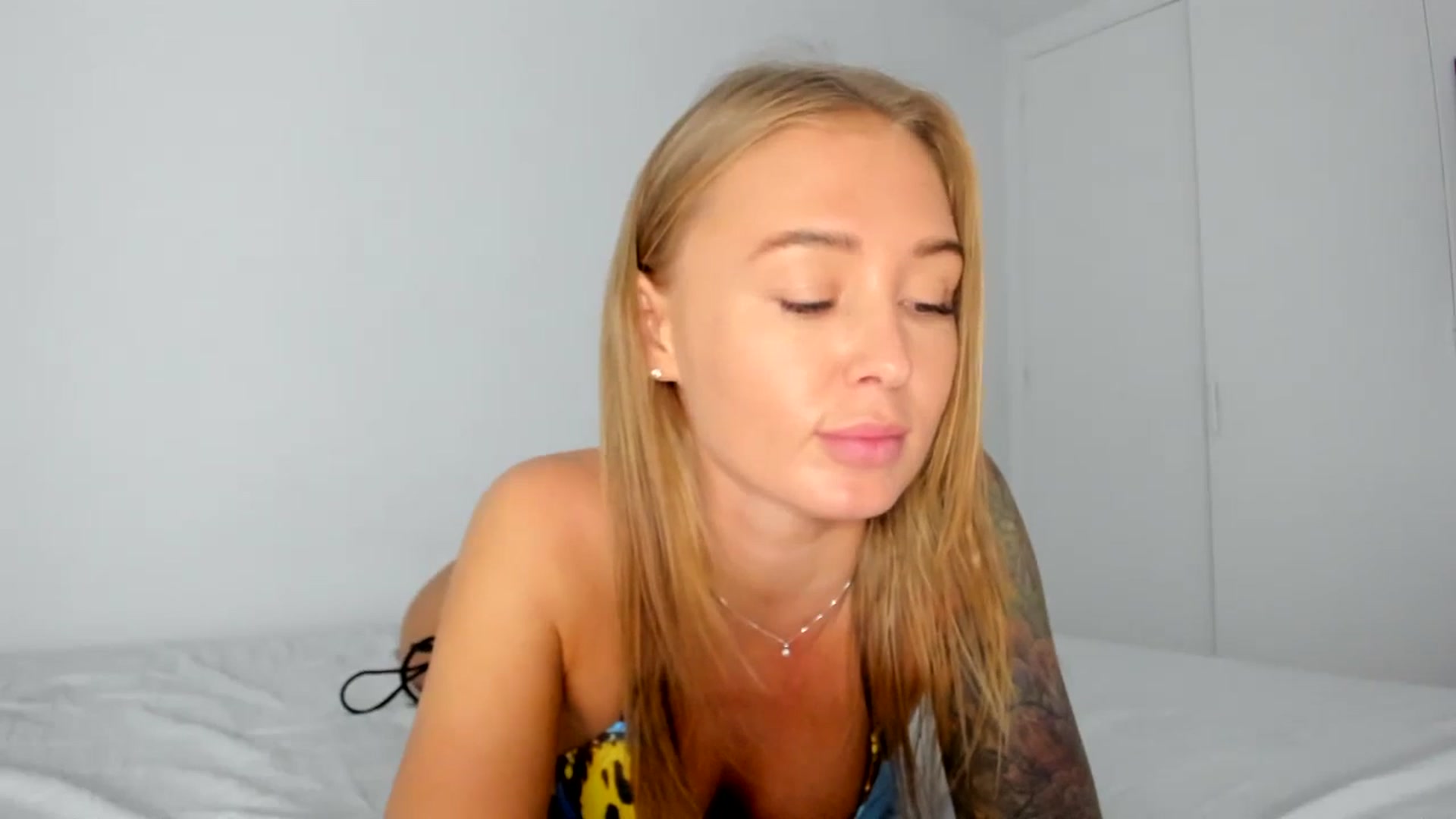 Gallery image thumbnail from AAA_Yas's myfreecams stream on, 07/02/2024, 20:36 image 6 of 20