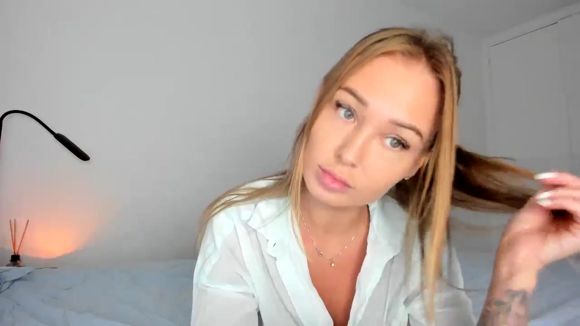 Gallery image thumbnail from AAA_Yas's myfreecams stream on, 07/03/2024, 21:19 image 2 of 20