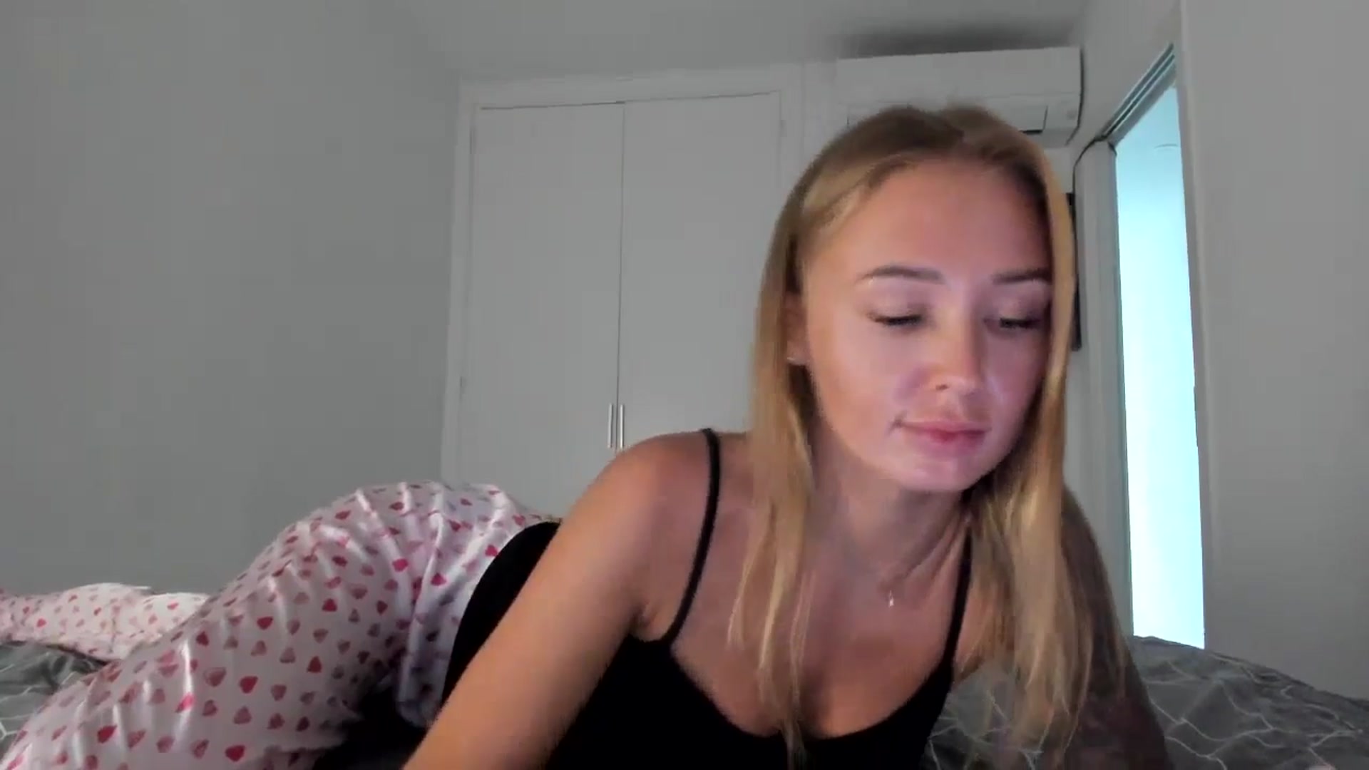 Gallery image thumbnail from AAA_Yas's myfreecams stream on, 07/08/2024, 21:07 image 10 of 20