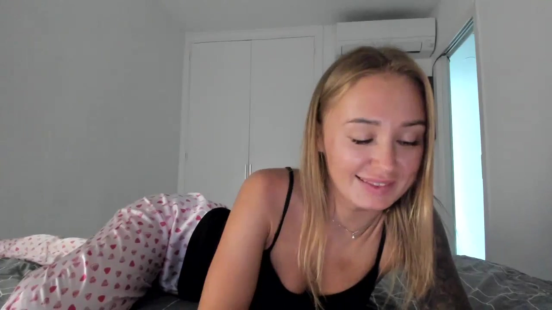 Gallery image thumbnail from AAA_Yas's myfreecams stream on, 07/08/2024, 21:07 image 9 of 20
