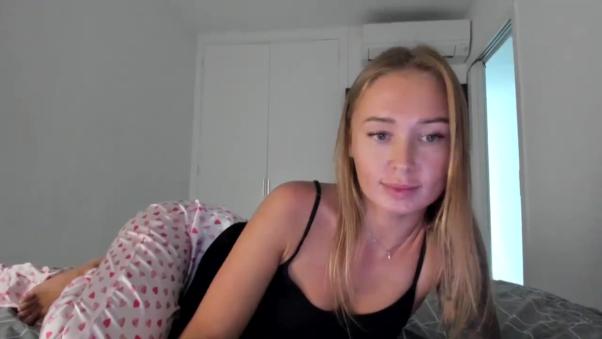 Gallery image thumbnail from AAA_Yas's myfreecams stream on, 07/08/2024, 21:07 image 12 of 20