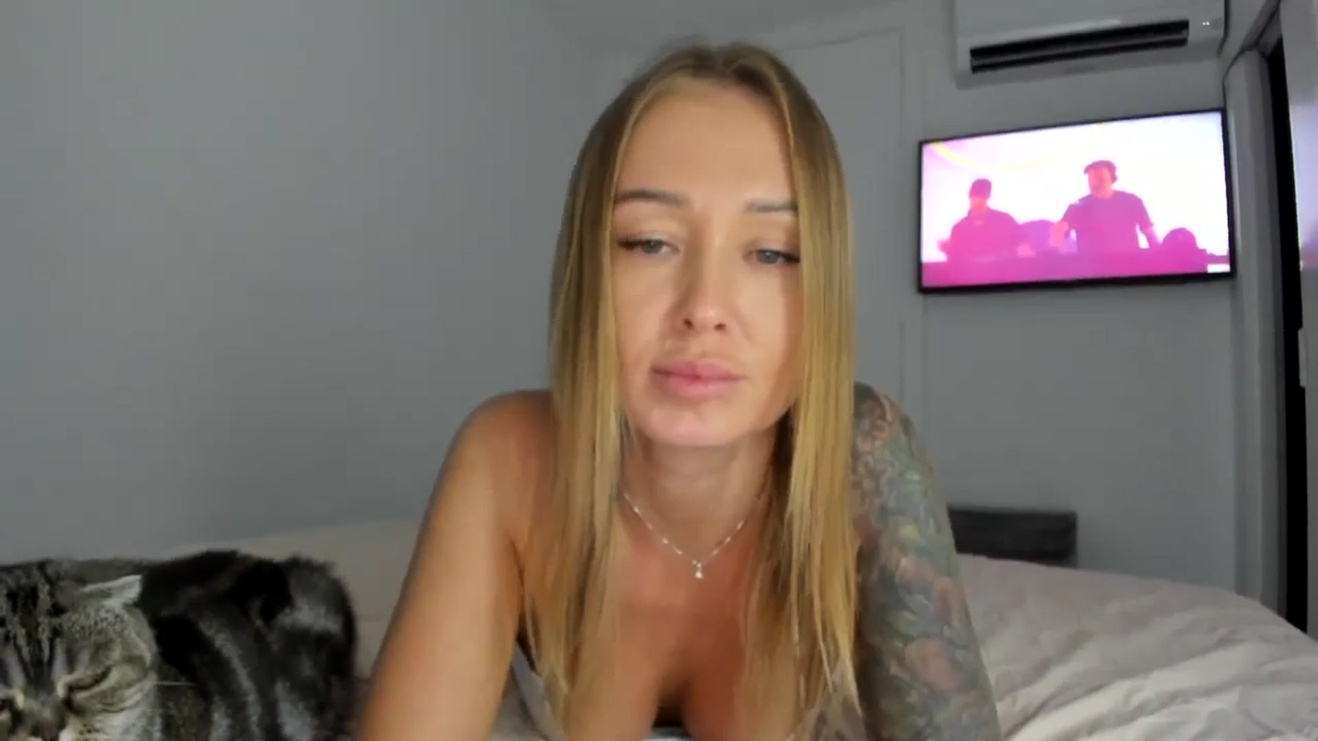 Gallery image thumbnail from AAA_Yas's myfreecams stream on, 07/19/2024, 21:20 image 18 of 20