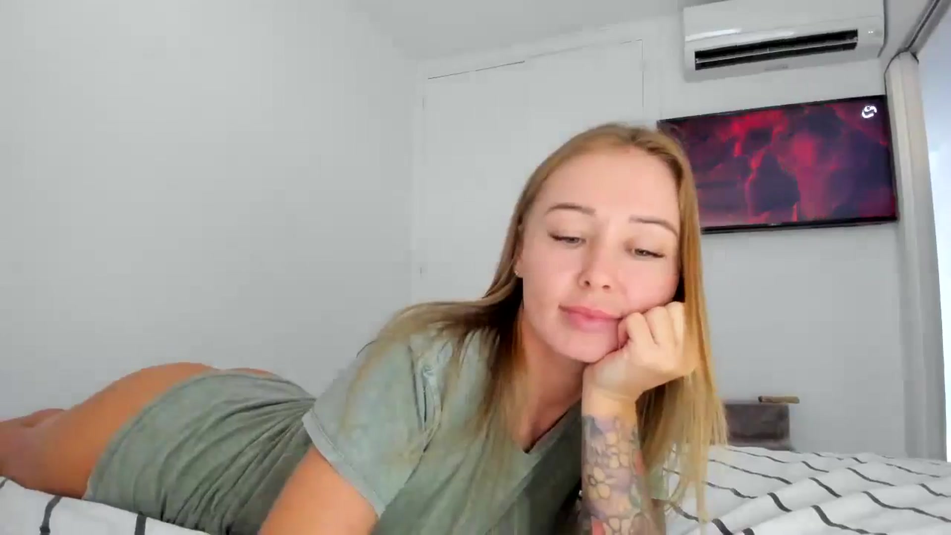 Gallery image thumbnail from AAA_Yas's myfreecams stream on, 07/21/2024, 18:50 image 17 of 20