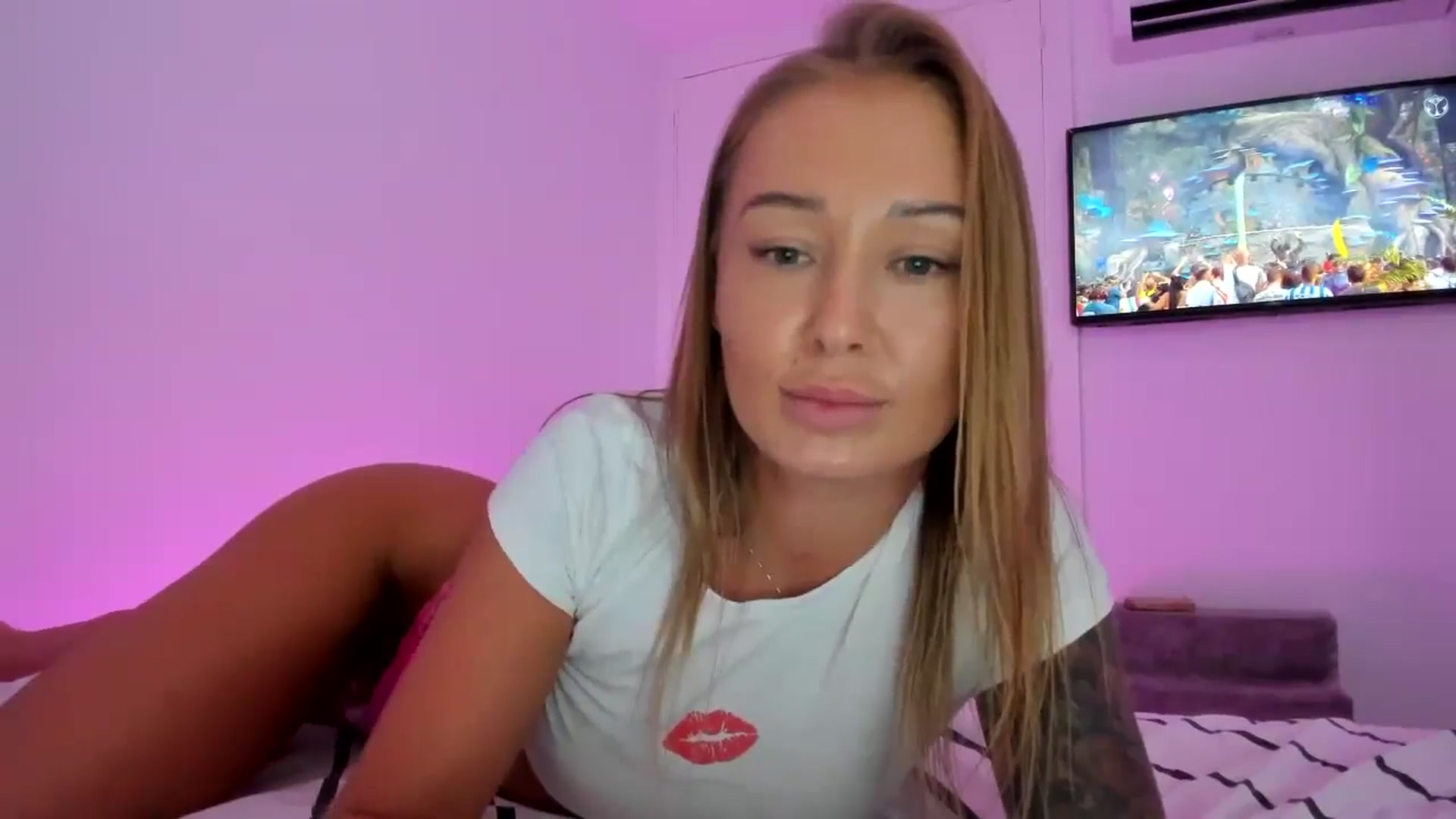 Gallery image thumbnail from AAA_Yas's myfreecams stream on, 07/27/2024, 19:46 image 8 of 20