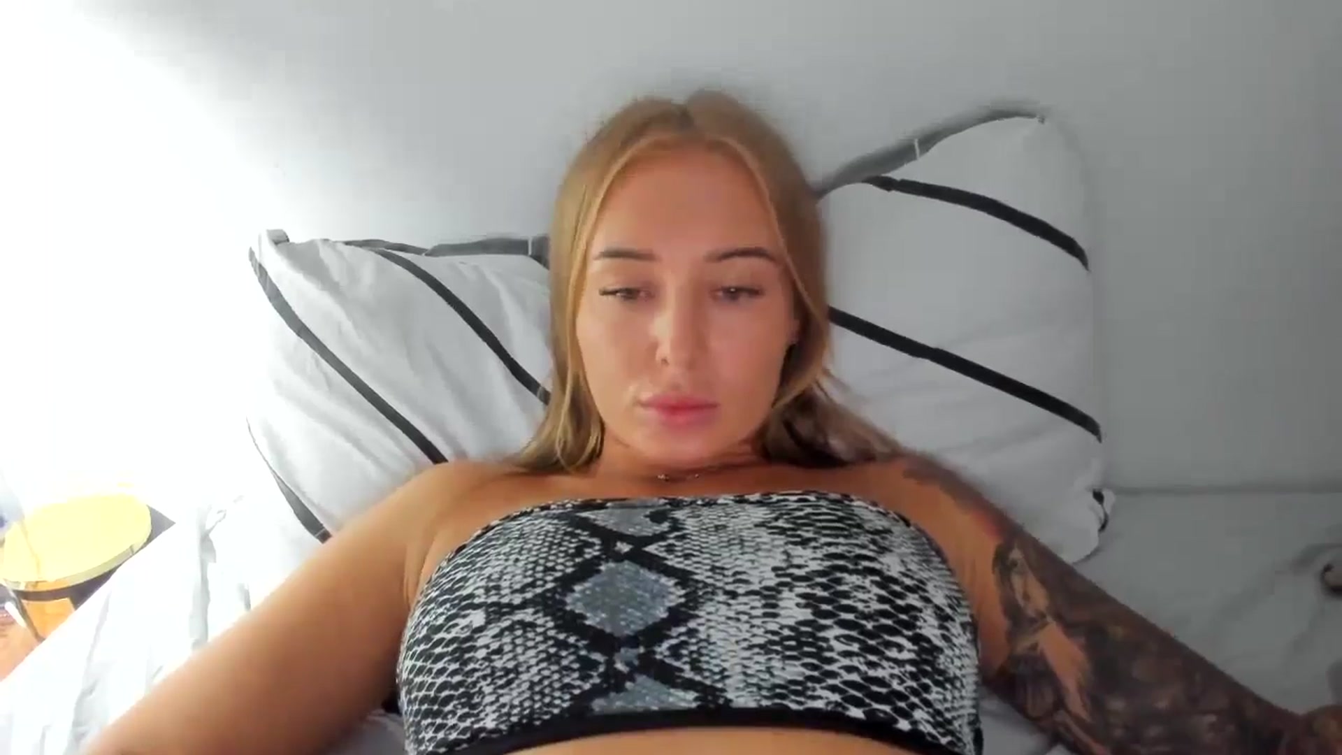 Gallery image thumbnail from AAA_Yas's myfreecams stream on, 08/10/2024, 20:58 image 14 of 20