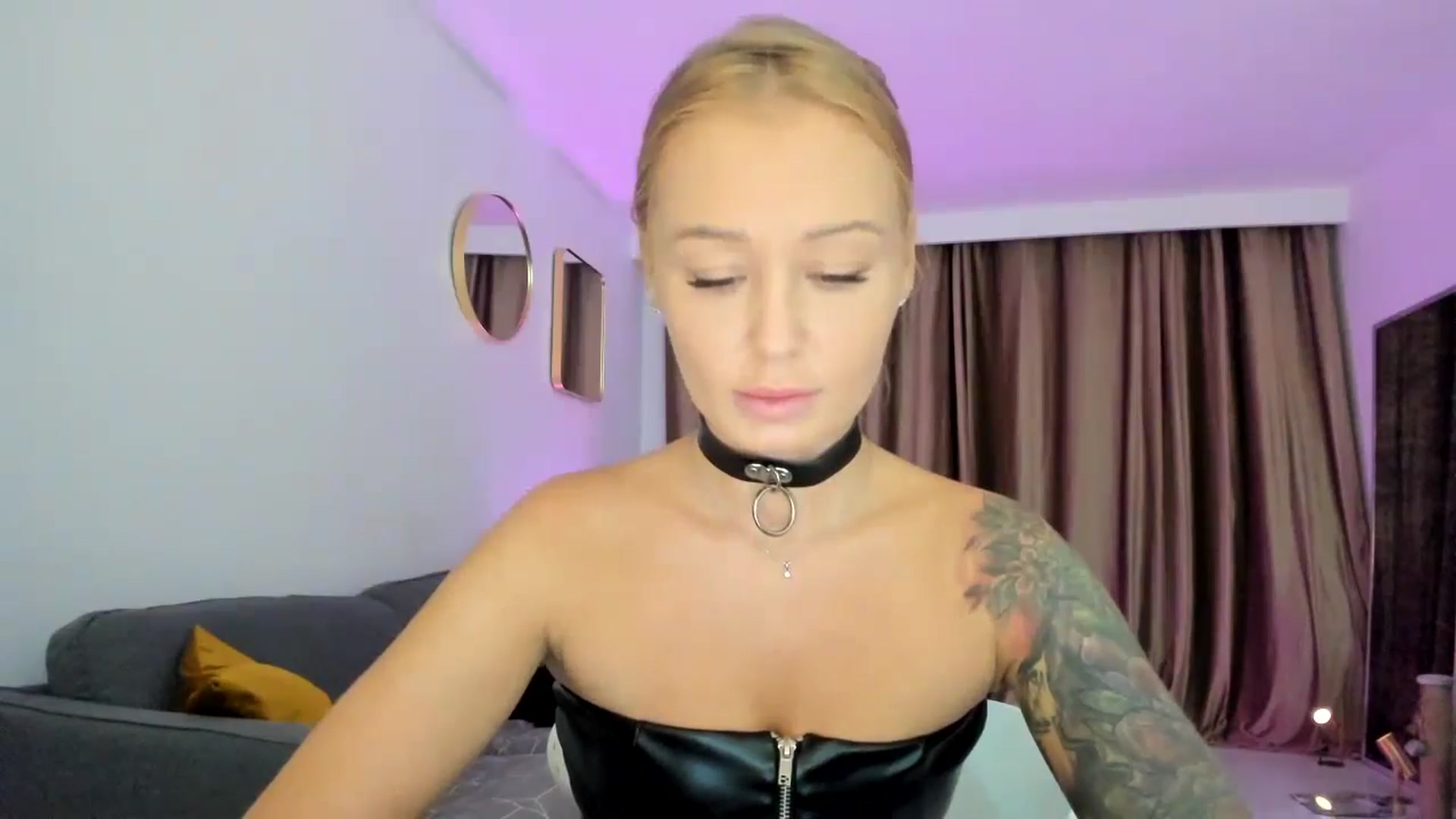 Gallery image thumbnail from AAA_Yas's myfreecams stream on, 09/09/2024, 19:27 image 7 of 20
