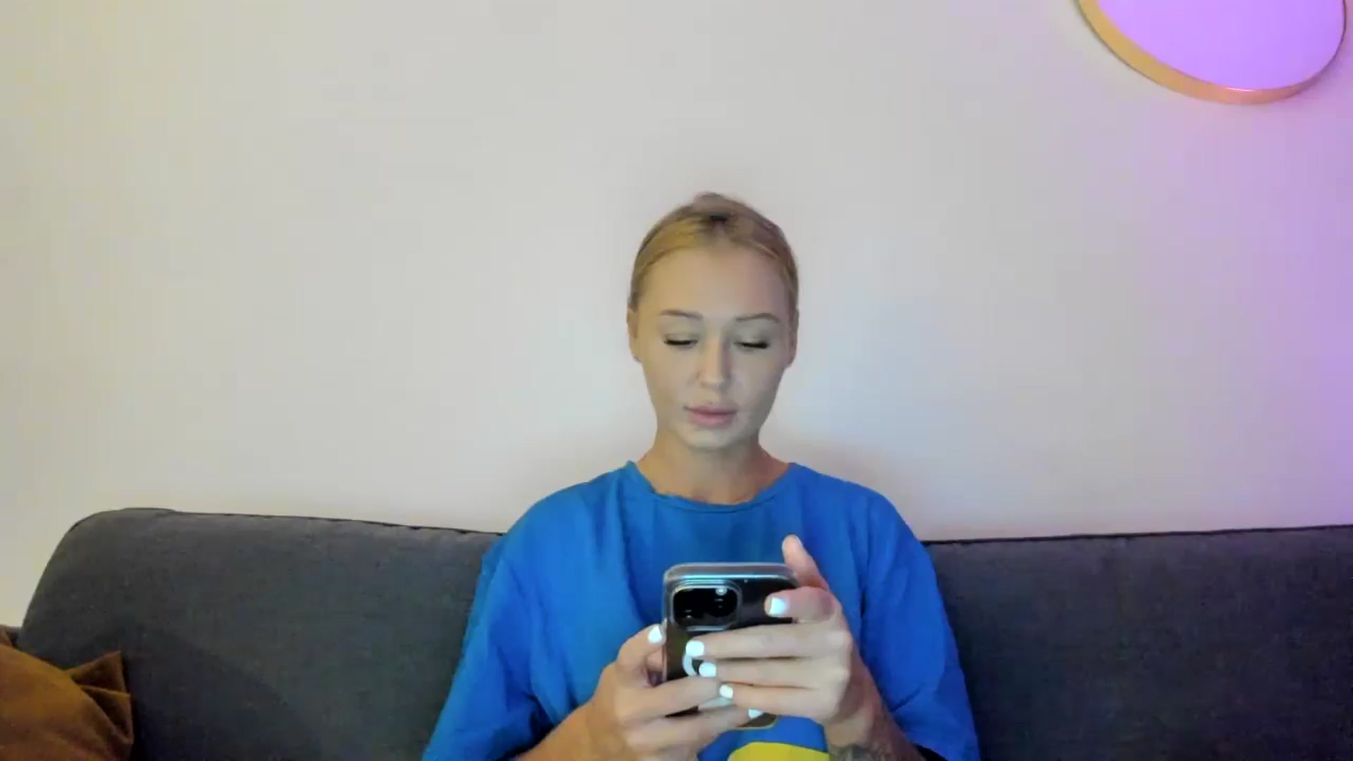 Gallery image thumbnail from AAA_Yas's myfreecams stream on, 09/09/2024, 20:09 image 3 of 20