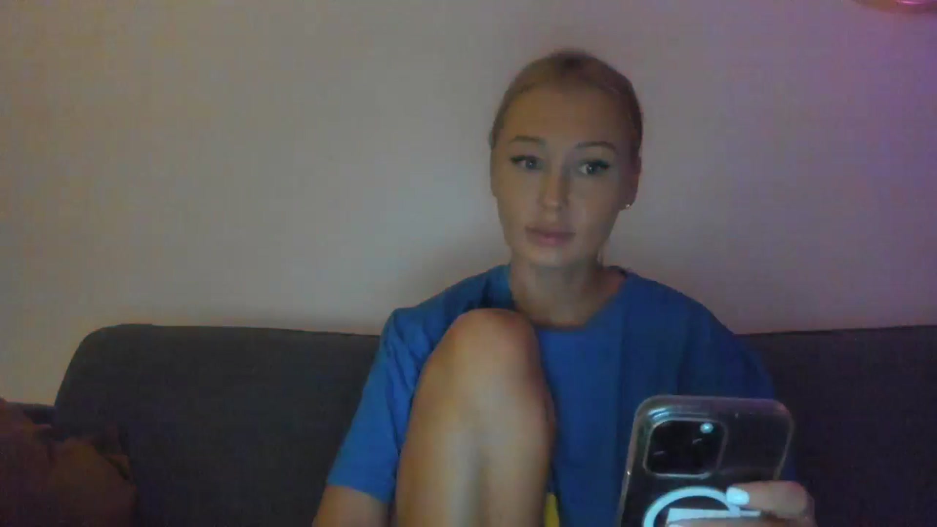 Gallery image thumbnail from AAA_Yas's myfreecams stream on, 09/09/2024, 20:09 image 11 of 20