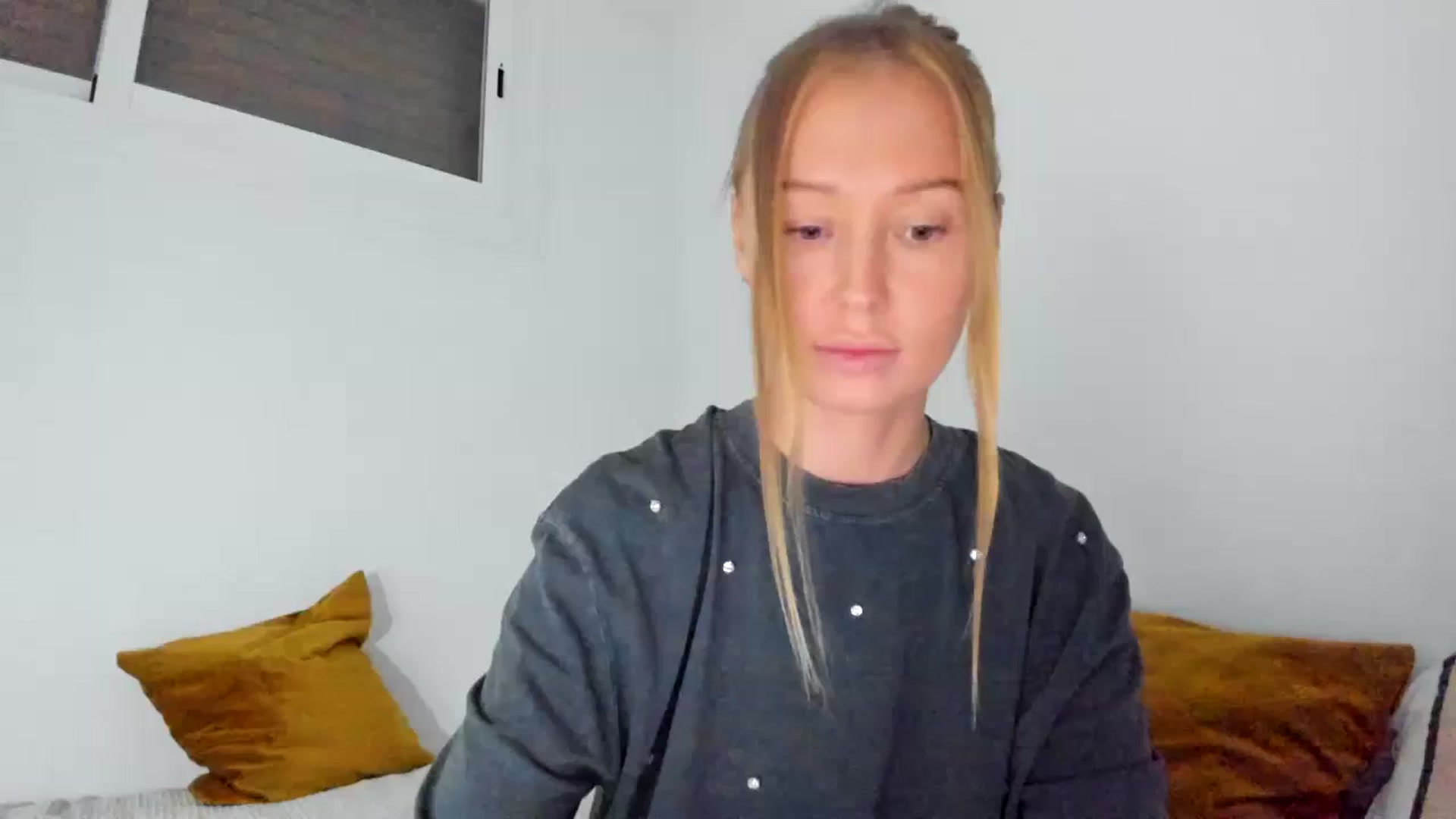 Gallery image thumbnail from AAA_Yas's myfreecams stream on, 09/27/2024, 21:48 image 11 of 20