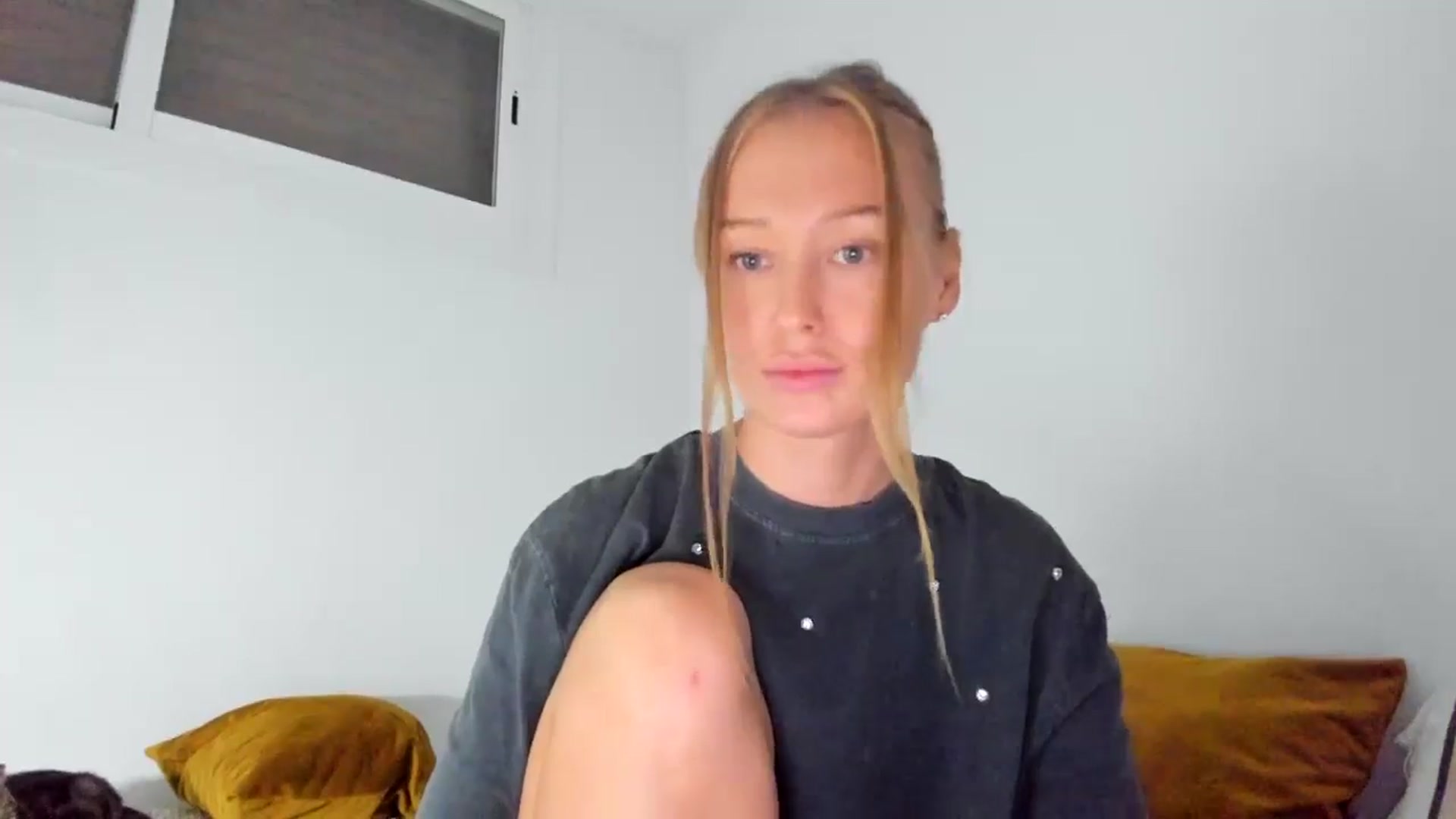 Gallery image thumbnail from AAA_Yas's myfreecams stream on, 09/27/2024, 22:52 image 5 of 20