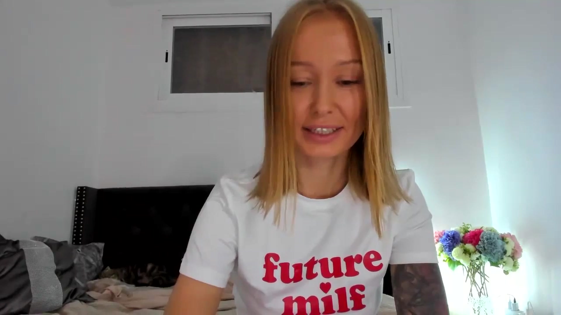 Gallery image thumbnail from AAA_Yas's myfreecams stream on, 10/12/2024, 18:58 image 14 of 20