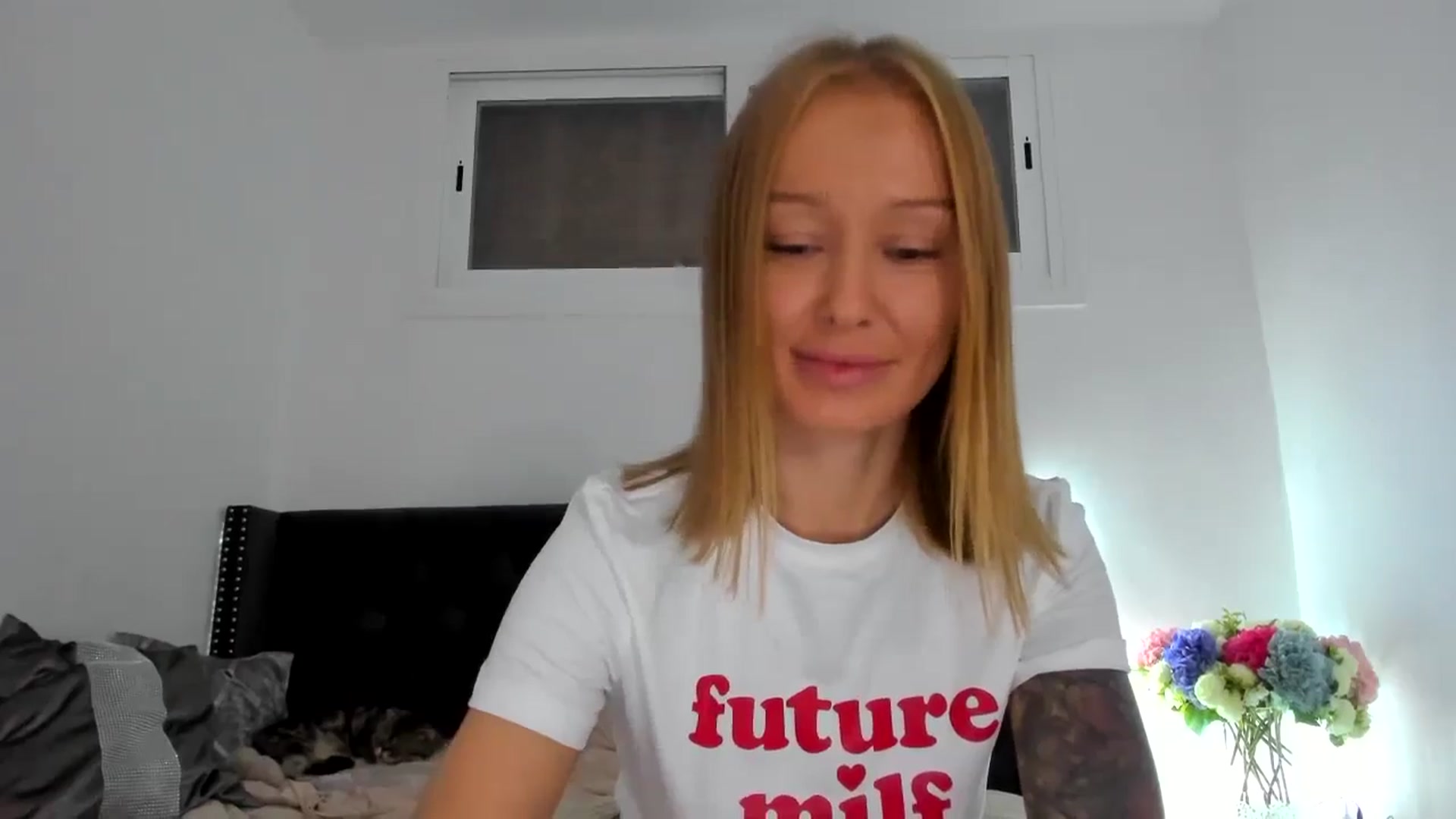 Gallery image thumbnail from AAA_Yas's myfreecams stream on, 10/12/2024, 19:55 image 15 of 20