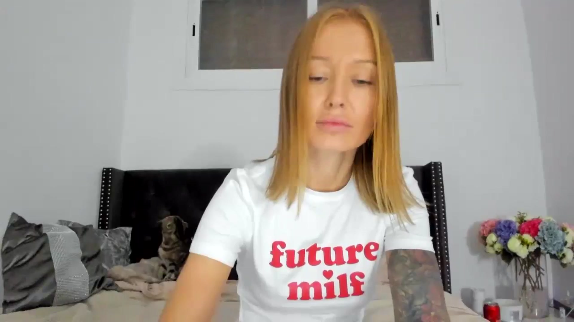 Gallery image thumbnail from AAA_Yas's myfreecams stream on, 10/12/2024, 23:32 image 18 of 20