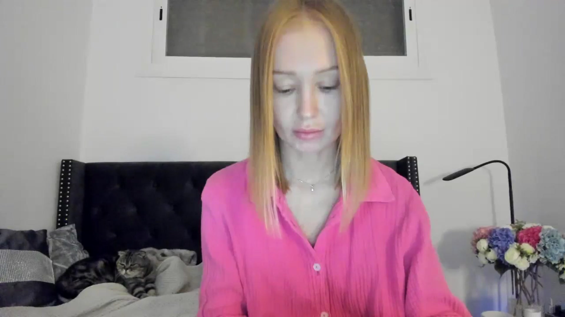 Gallery image thumbnail from AAA_Yas's myfreecams stream on, 10/18/2024, 20:11 image 5 of 20