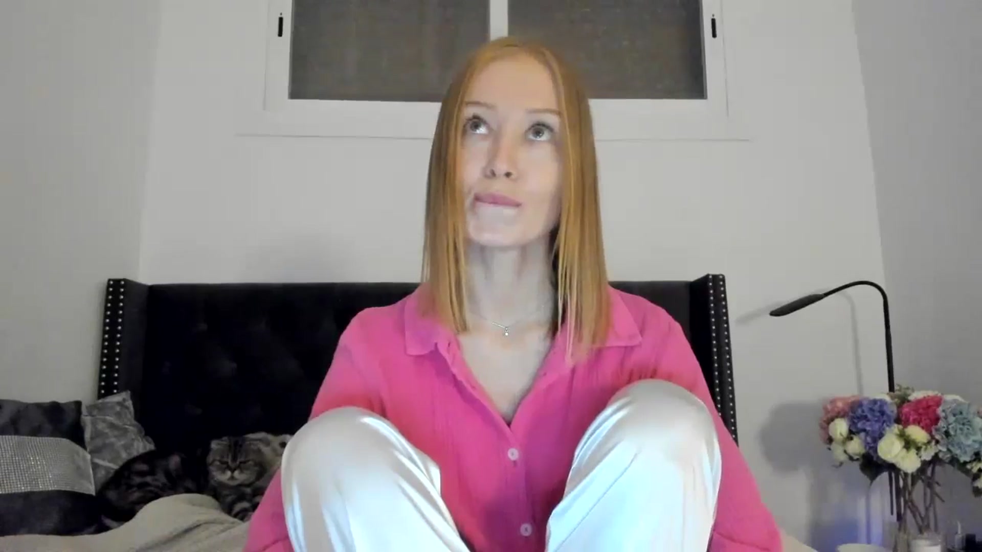 Gallery image thumbnail from AAA_Yas's myfreecams stream on, 10/18/2024, 20:11 image 6 of 20
