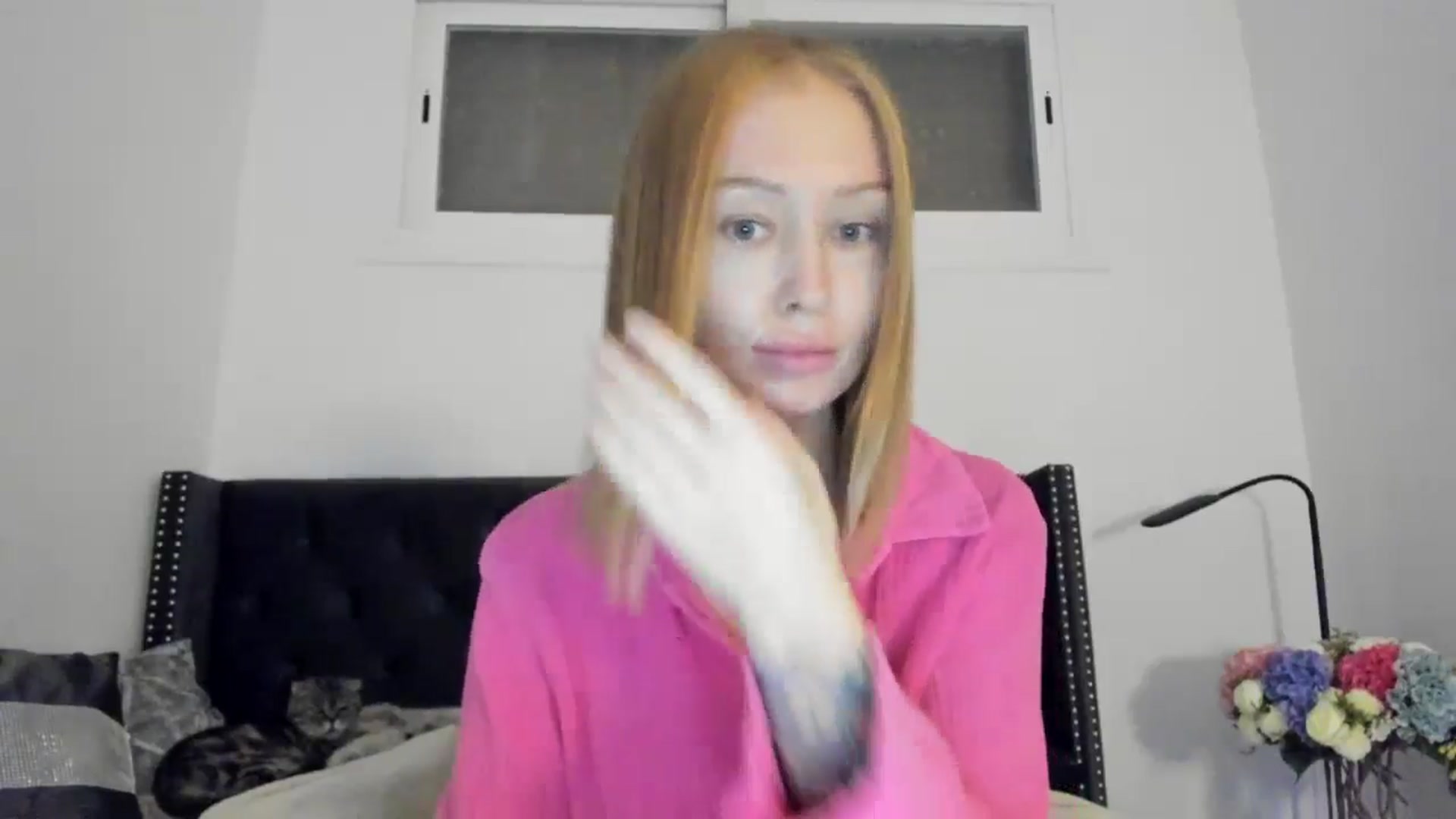 Gallery image thumbnail from AAA_Yas's myfreecams stream on, 10/18/2024, 20:11 image 3 of 20