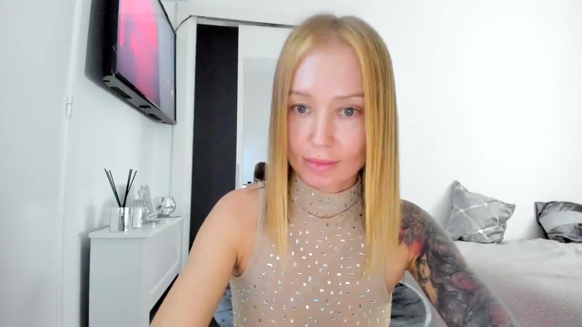 Gallery image thumbnail from AAA_Yas's myfreecams stream on, 10/19/2024, 21:13 image 20 of 20