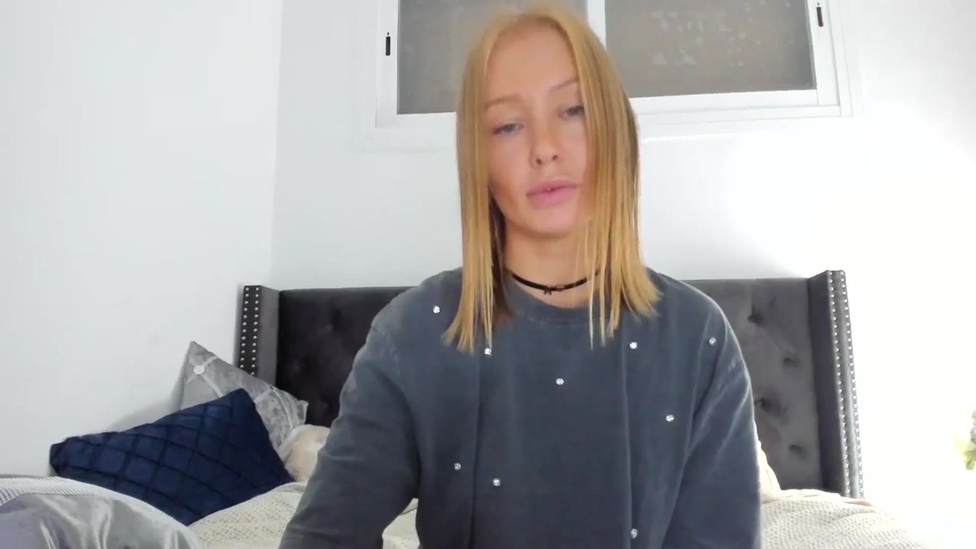 Gallery image thumbnail from AAA_Yas's myfreecams stream on, 10/27/2024, 22:24 image 8 of 20