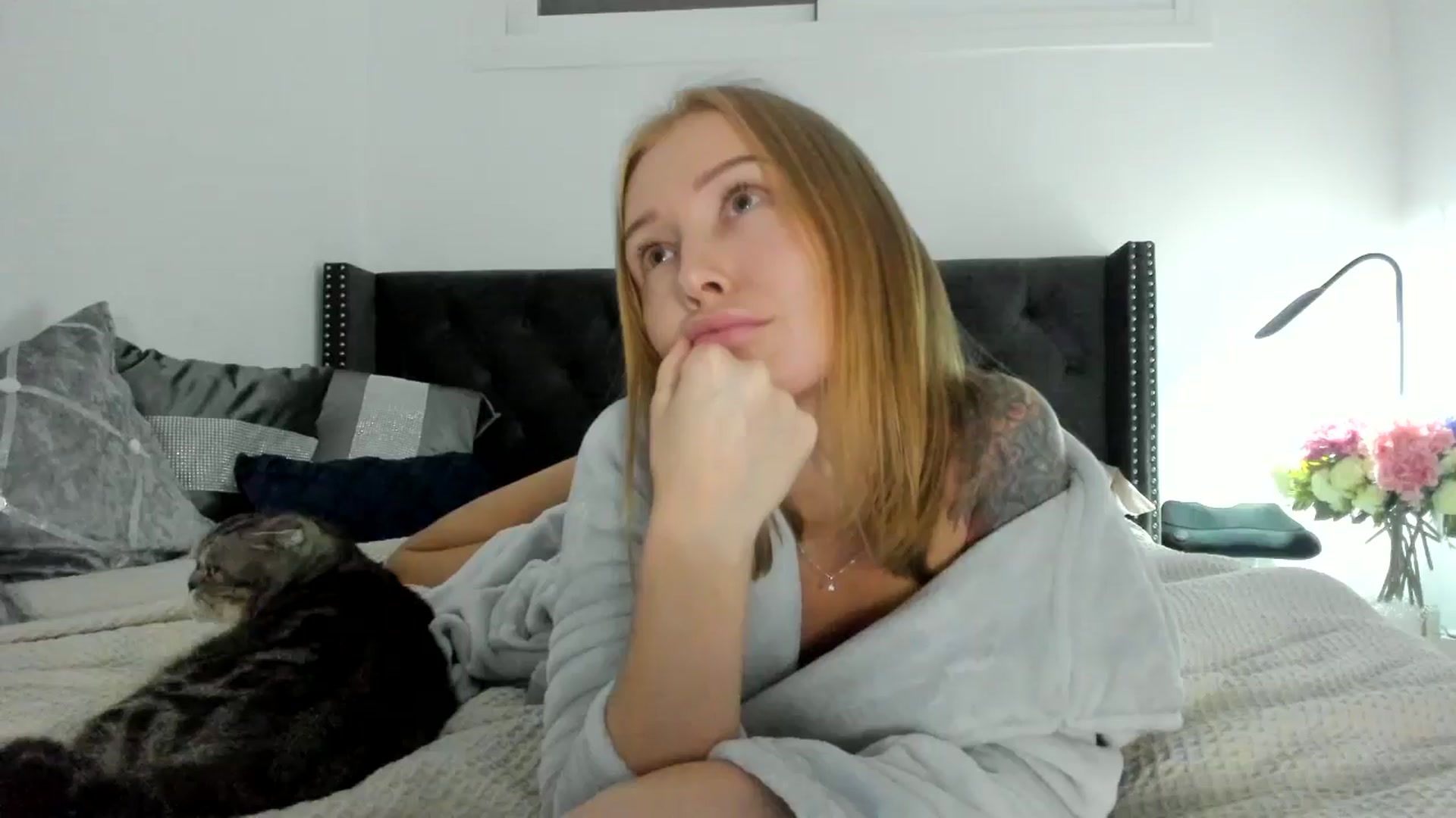 Gallery image thumbnail from AAA_Yas's myfreecams stream on, 10/30/2024, 21:32 image 14 of 20
