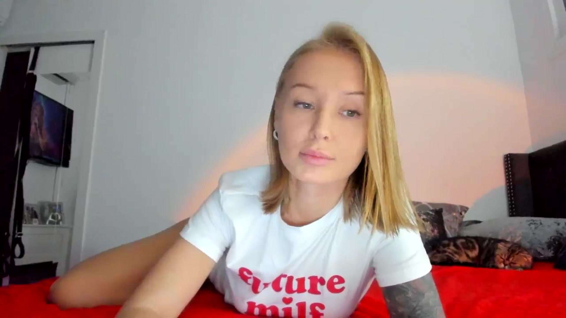 Gallery image thumbnail from AAA_Yas's myfreecams stream on, 11/16/2024, 21:05 image 15 of 20