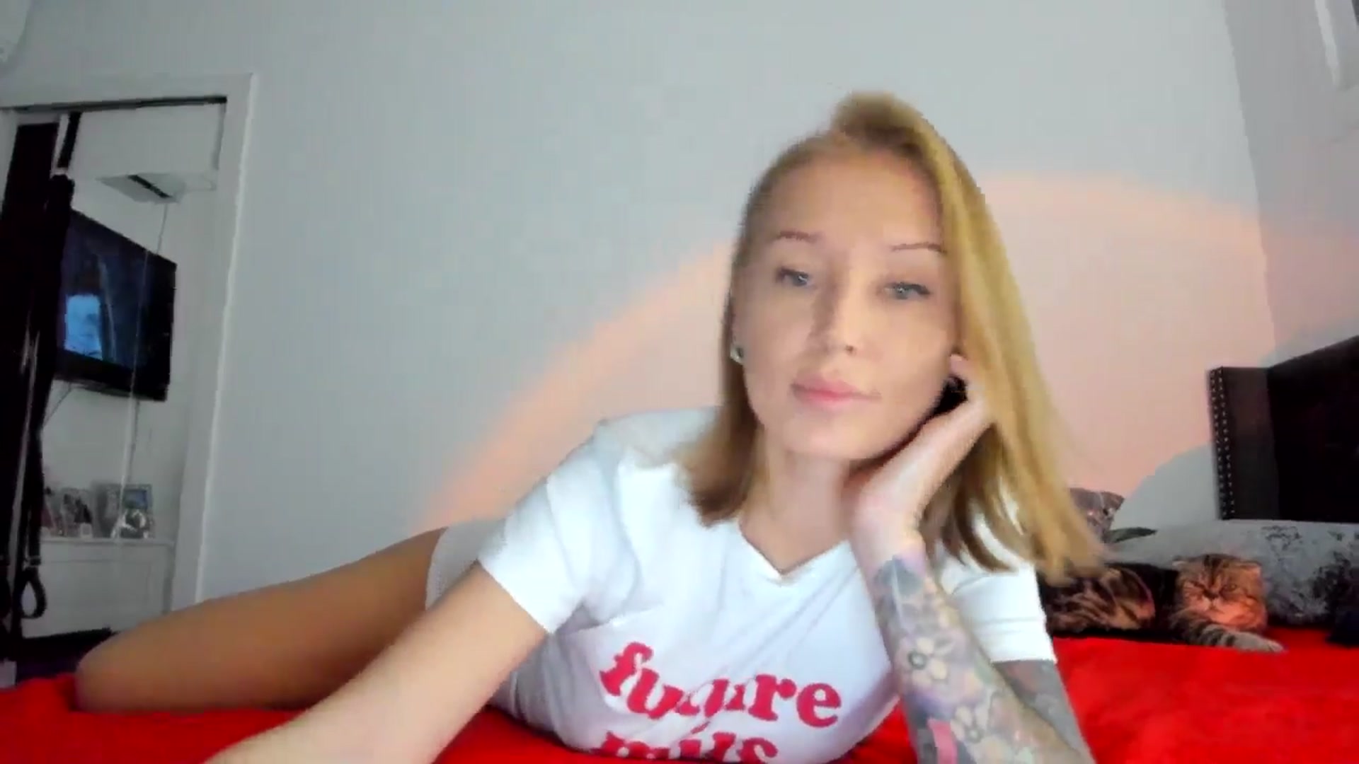 Gallery image thumbnail from AAA_Yas's myfreecams stream on, 11/16/2024, 21:05 image 4 of 20