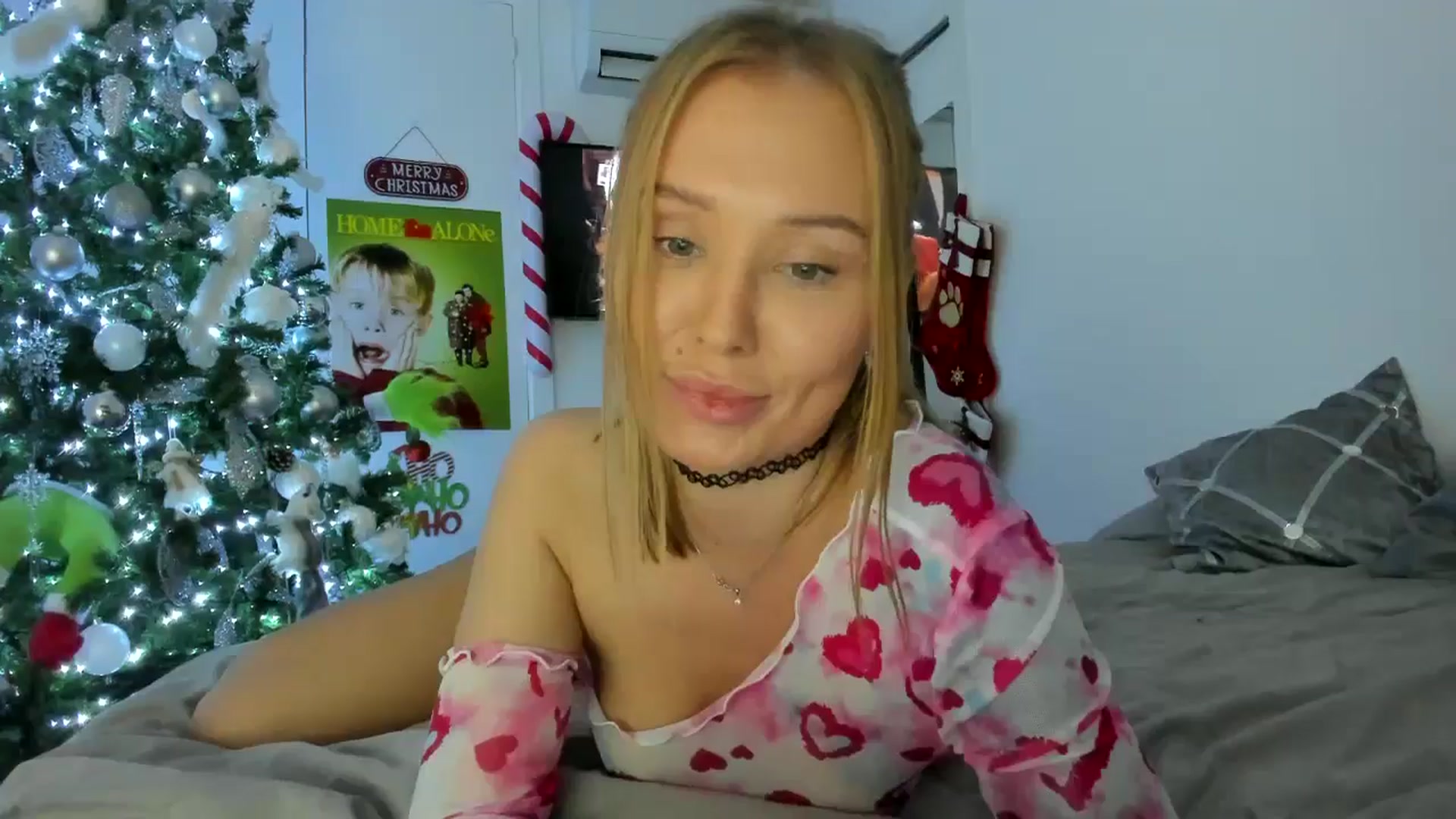 Gallery image thumbnail from AAA_Yas's myfreecams stream on, 12/26/2024, 22:53 image 11 of 20