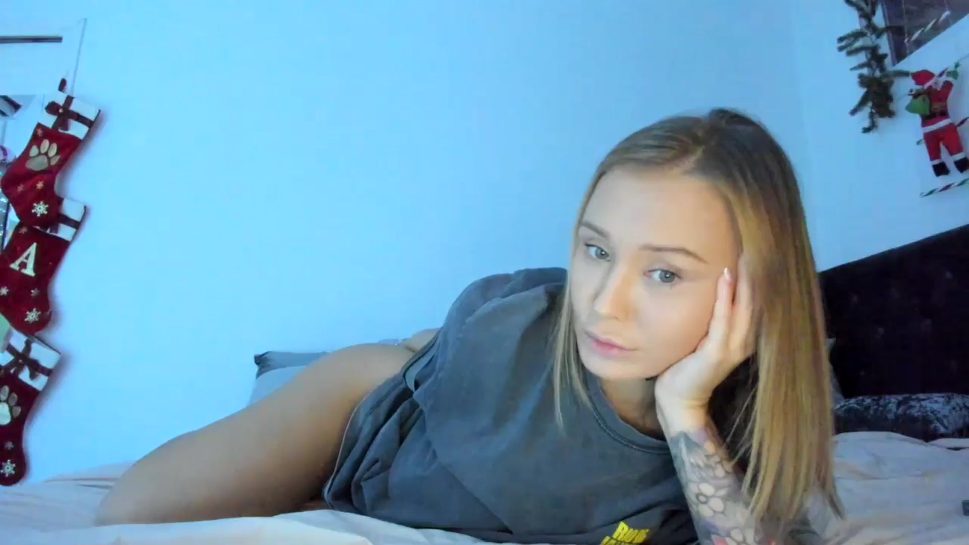 Gallery image thumbnail from AAA_Yas's myfreecams stream on, 12/29/2024, 19:08 image 10 of 20